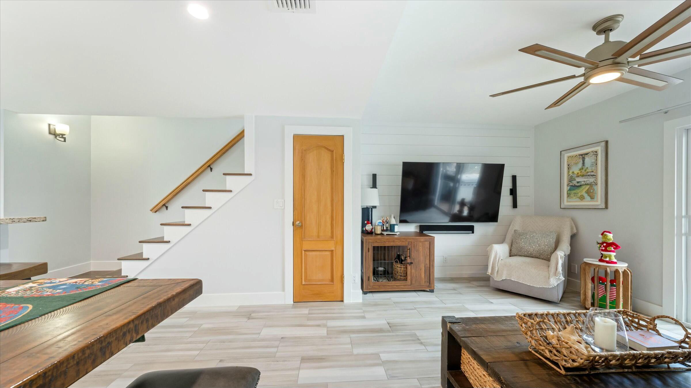 Sun Harbor Townhomes - Residential
