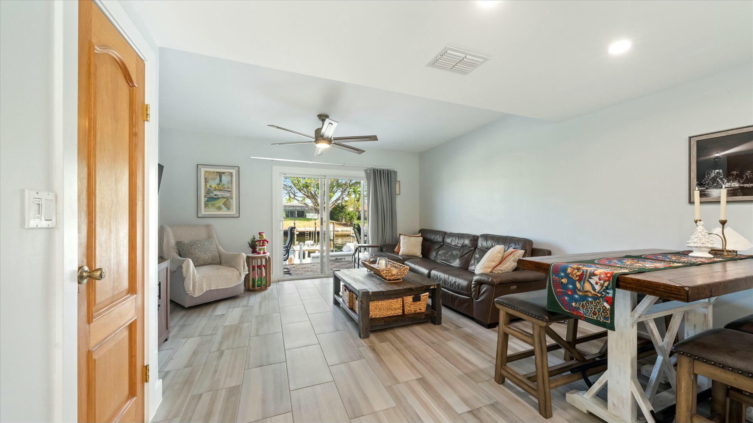 Sun Harbor Townhomes - Residential