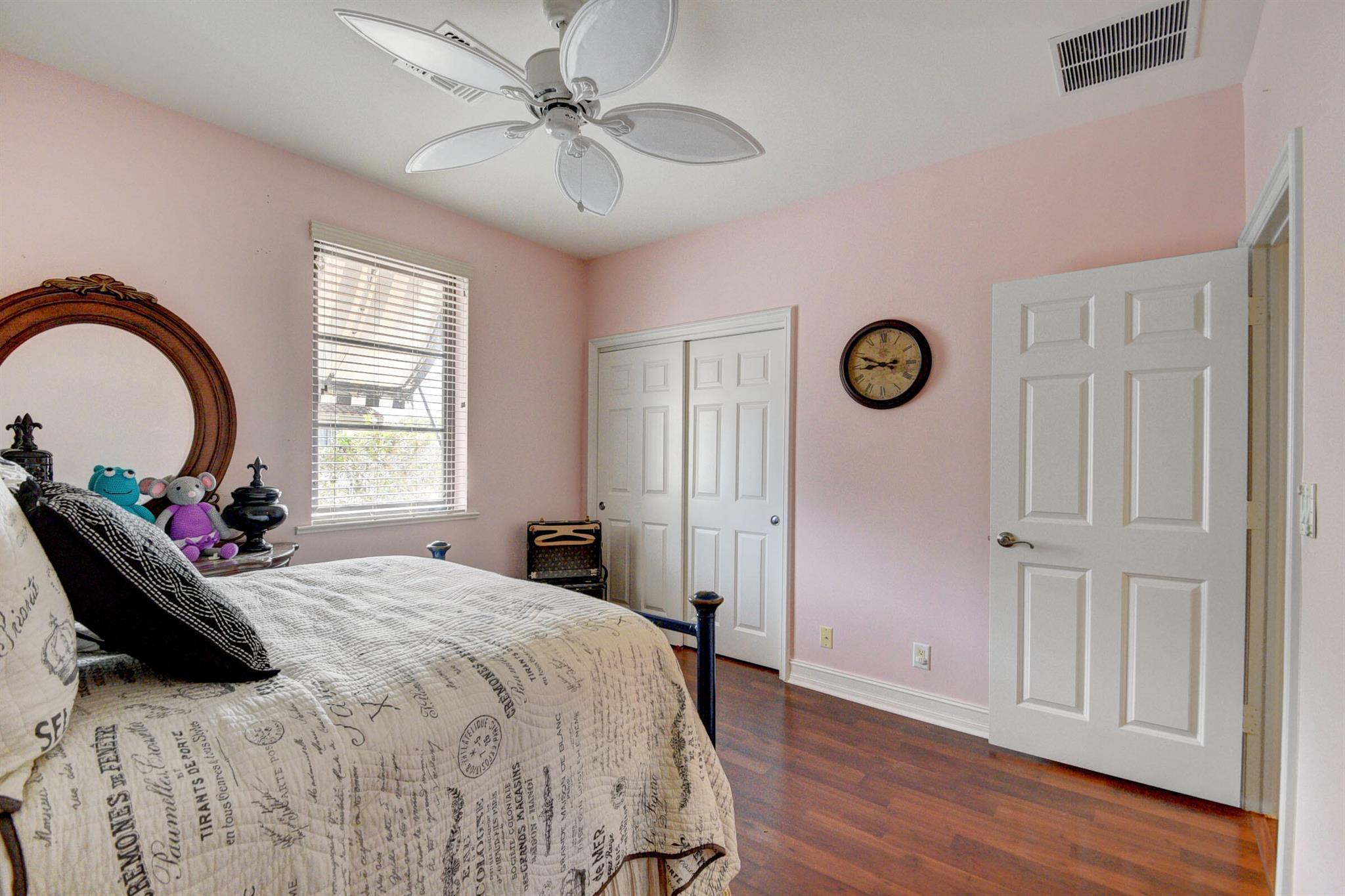 VILLAGIO DEL MAR - Residential Lease