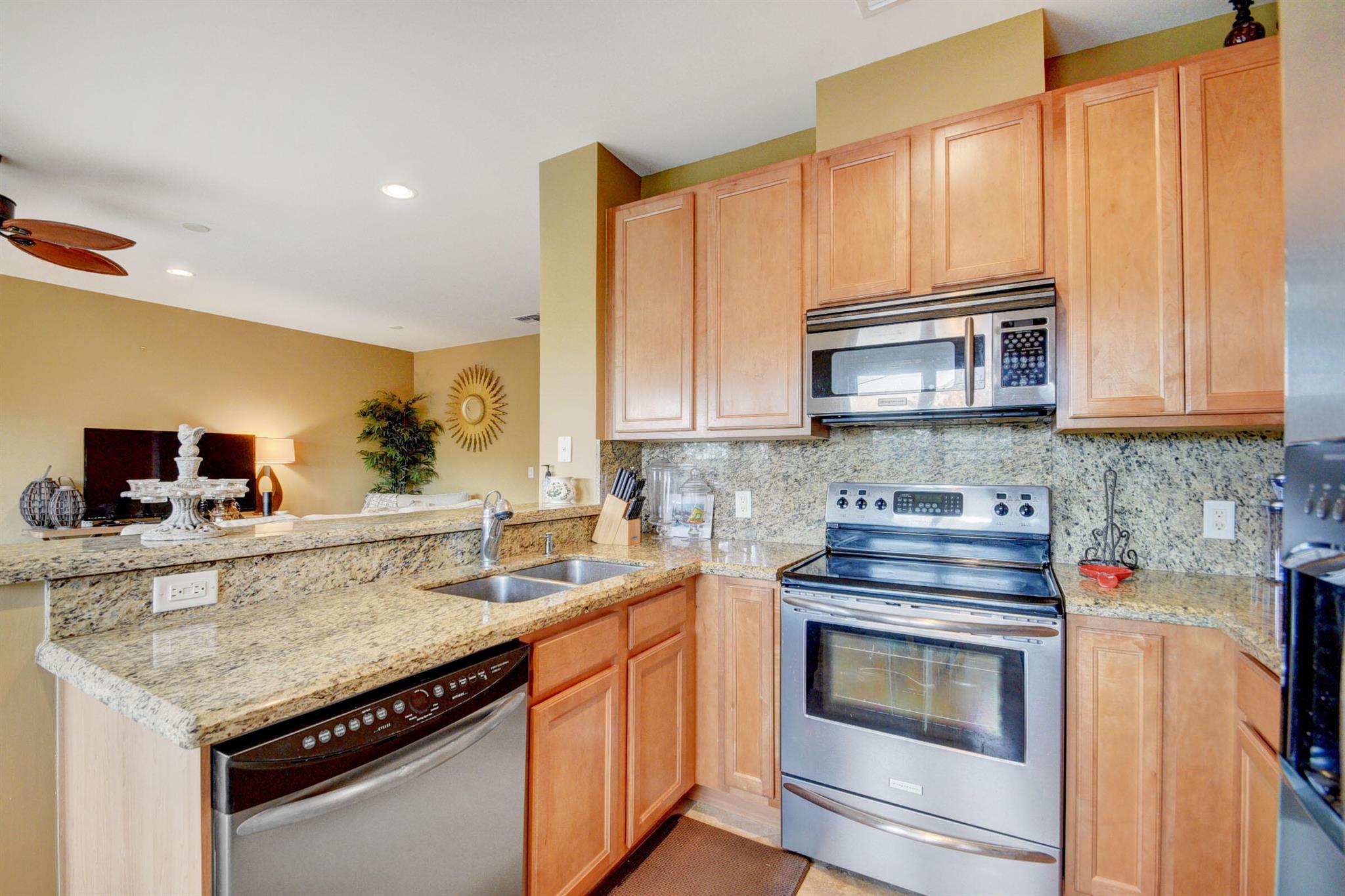 VILLAGIO DEL MAR - Residential Lease