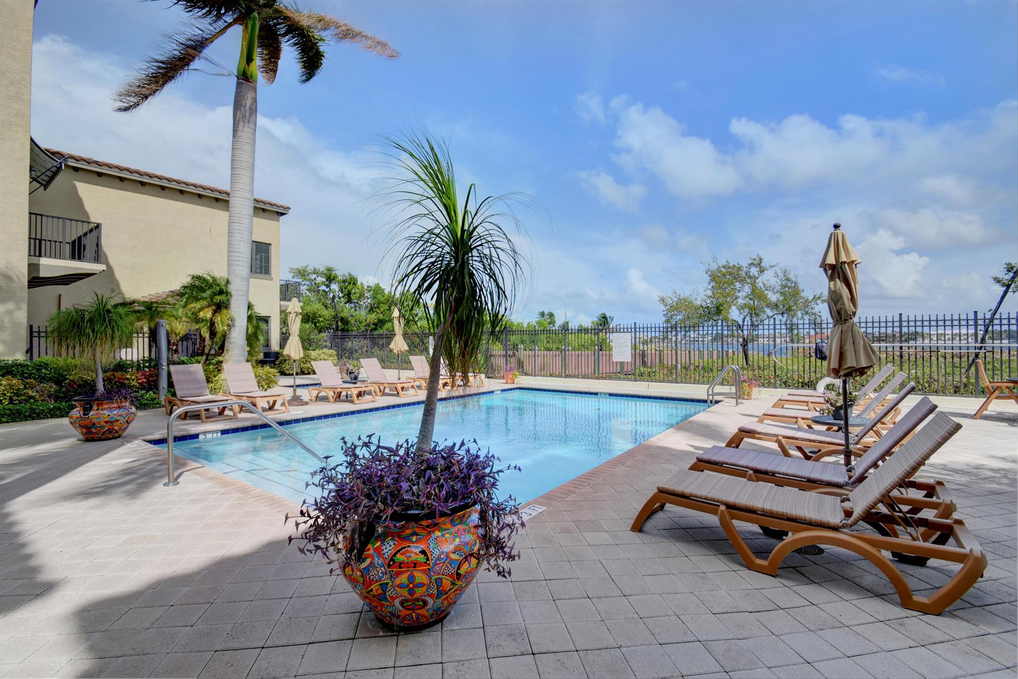 VILLAGIO DEL MAR - Residential Lease