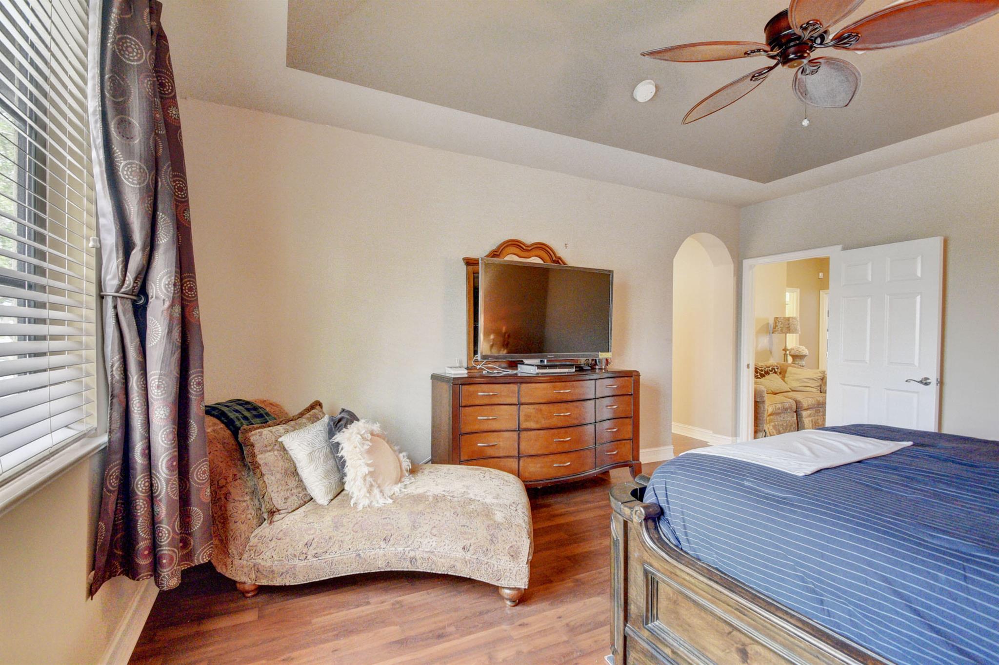 VILLAGIO DEL MAR - Residential Lease