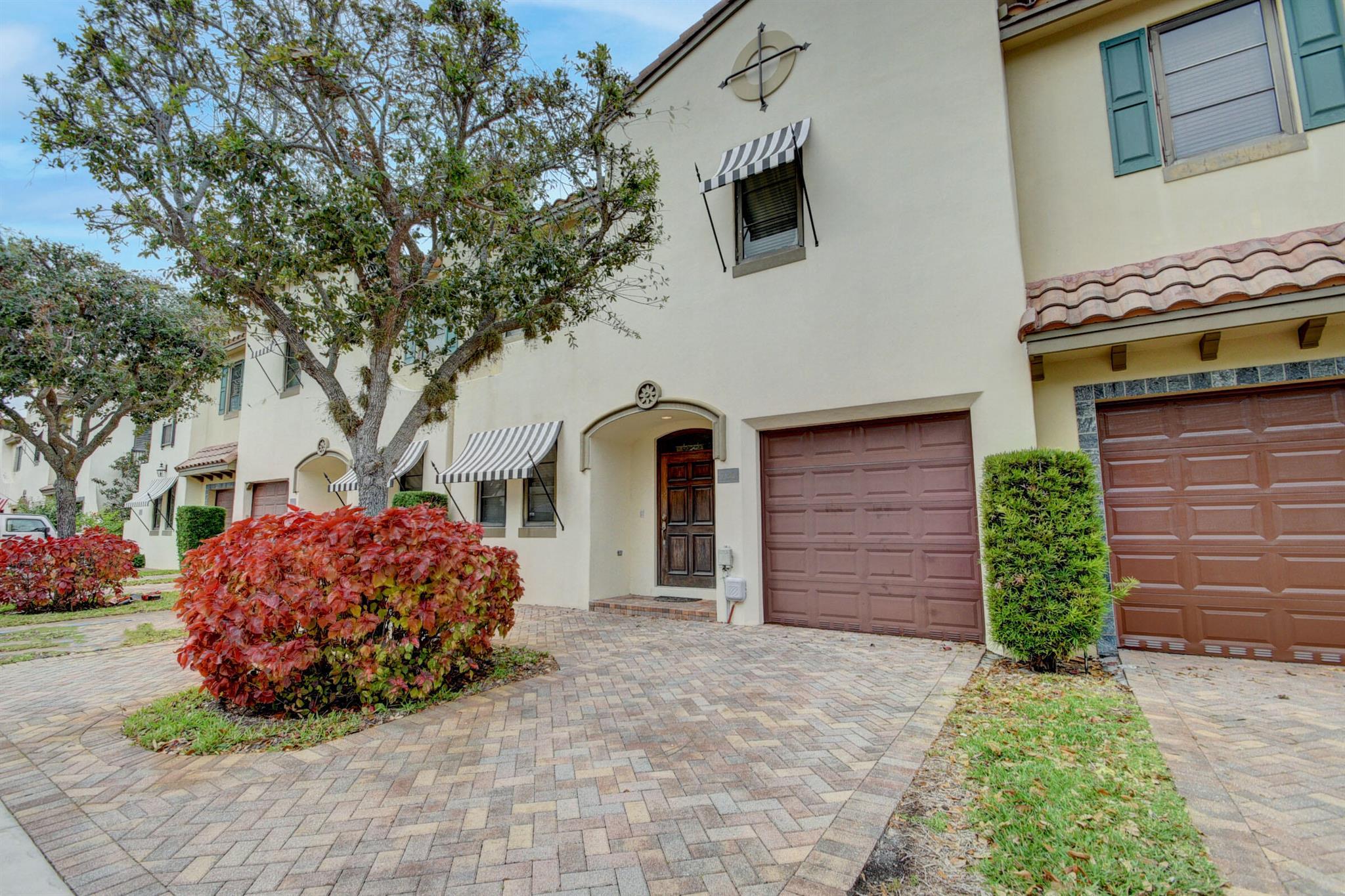 VILLAGIO DEL MAR - Residential Lease