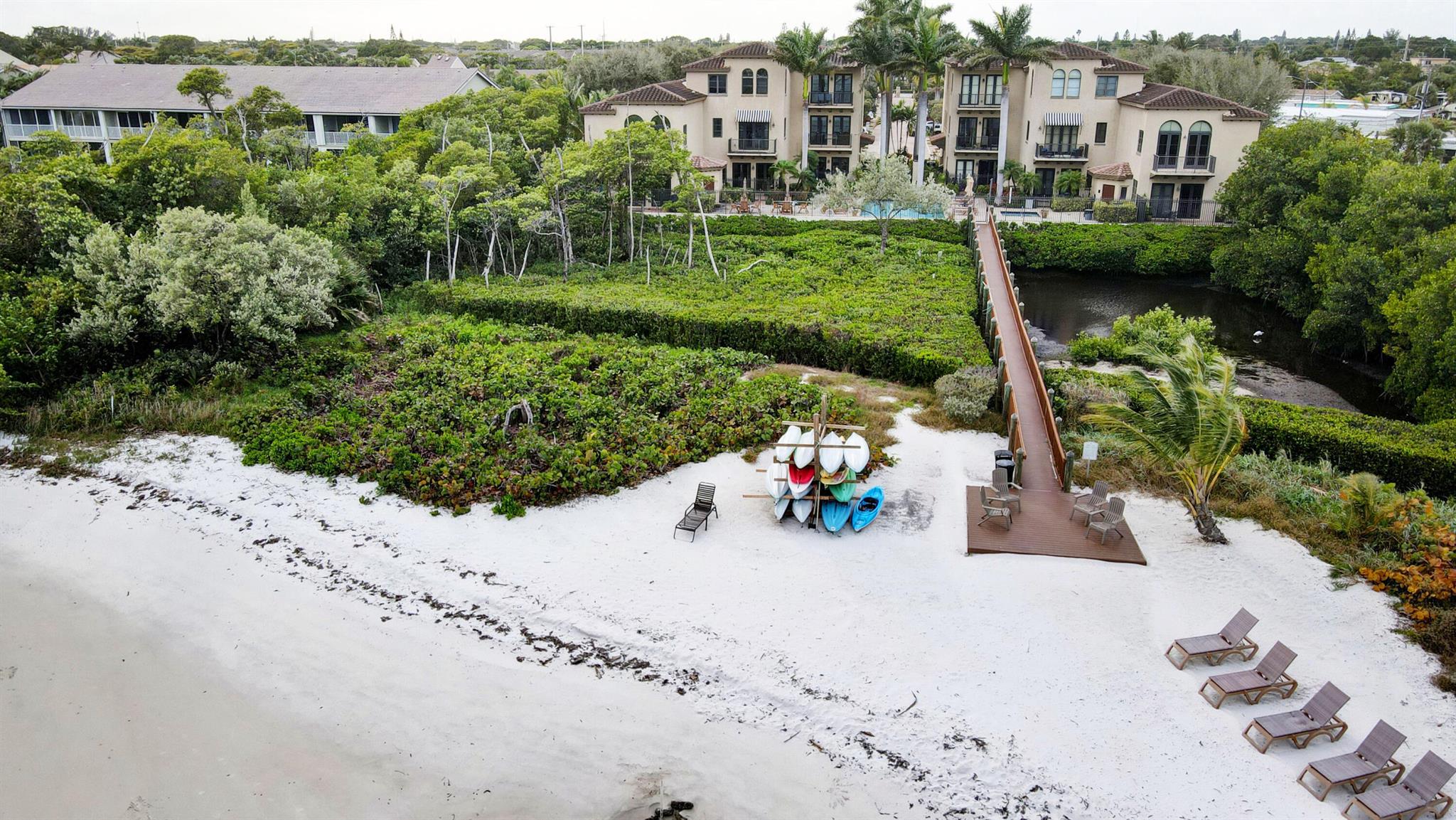 VILLAGIO DEL MAR - Residential Lease