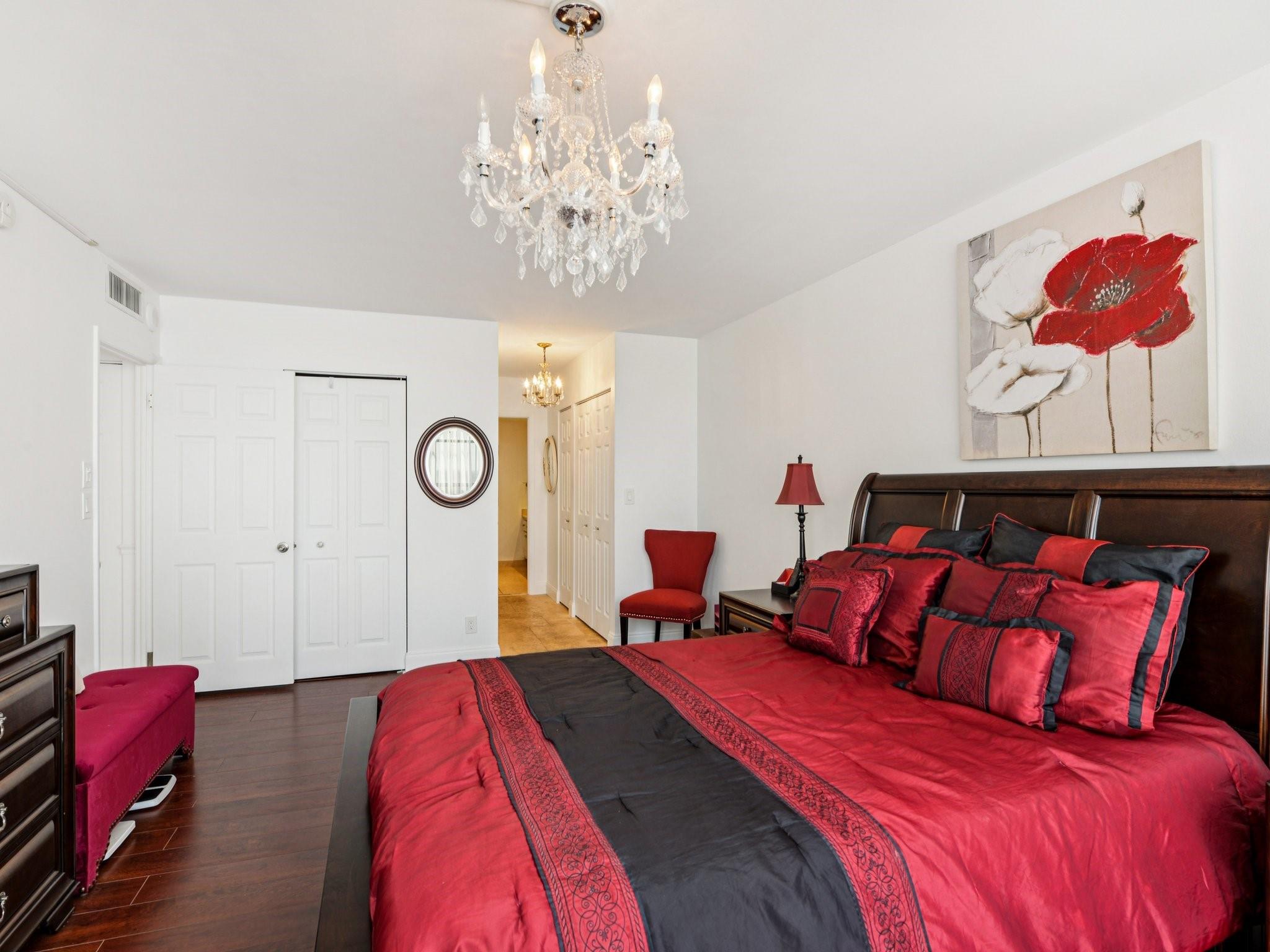 OLYMPUS CONDO - Residential