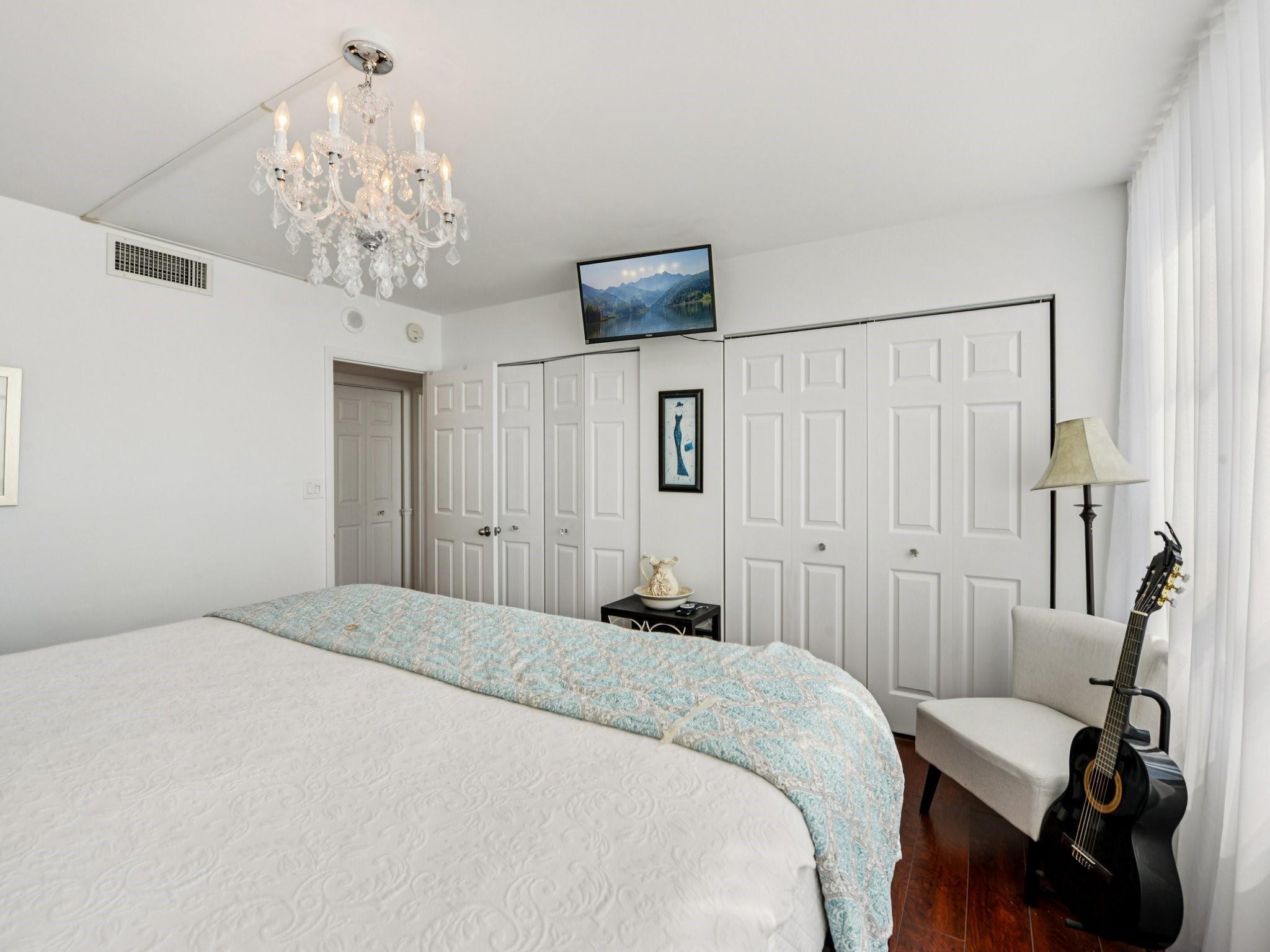 OLYMPUS CONDO - Residential