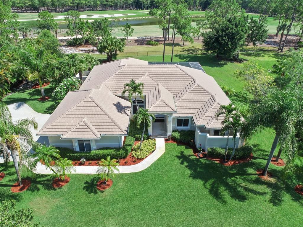 Photo of 1440 SE Colony Way, Jupiter, FL 33478 (MLS # R10719213)