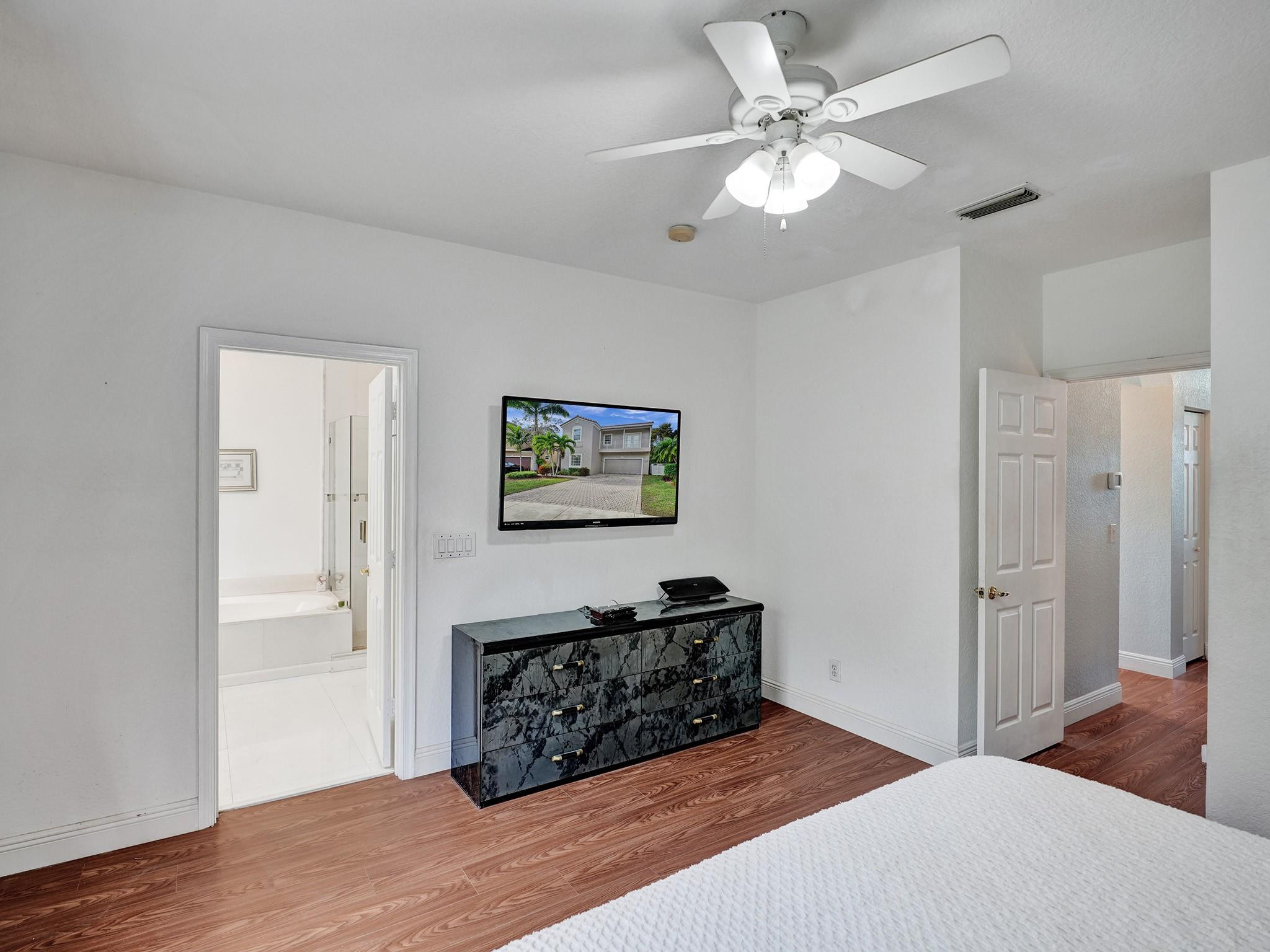 LAKEVIEW WEST 158-44 - Residential