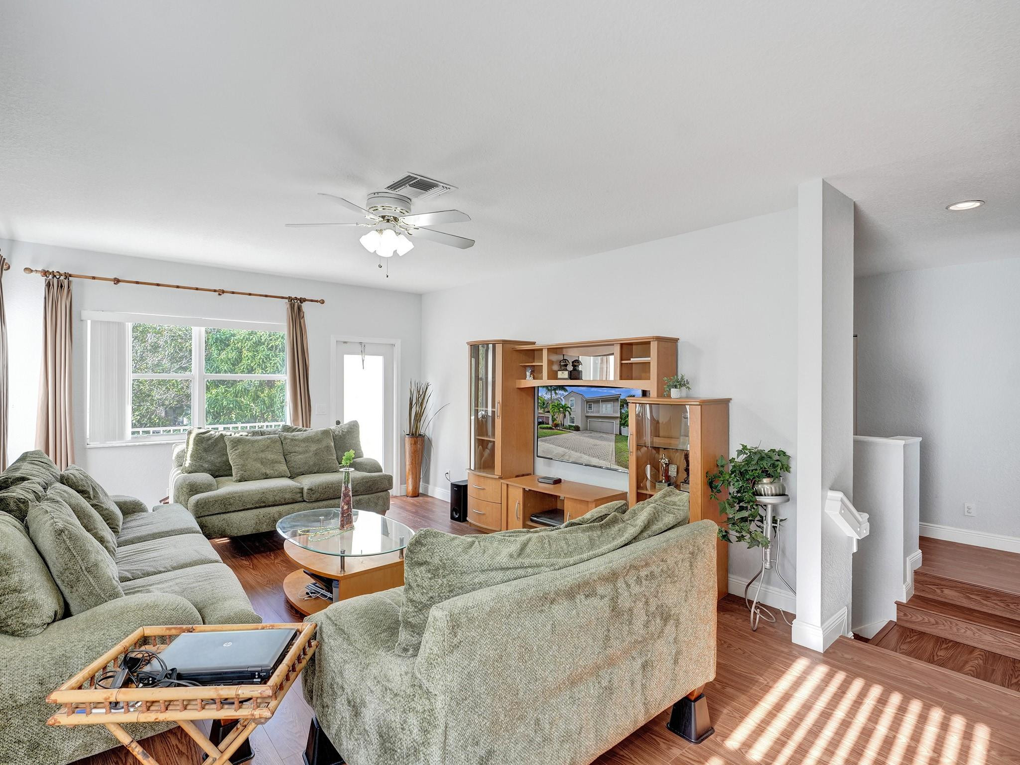 LAKEVIEW WEST 158-44 - Residential