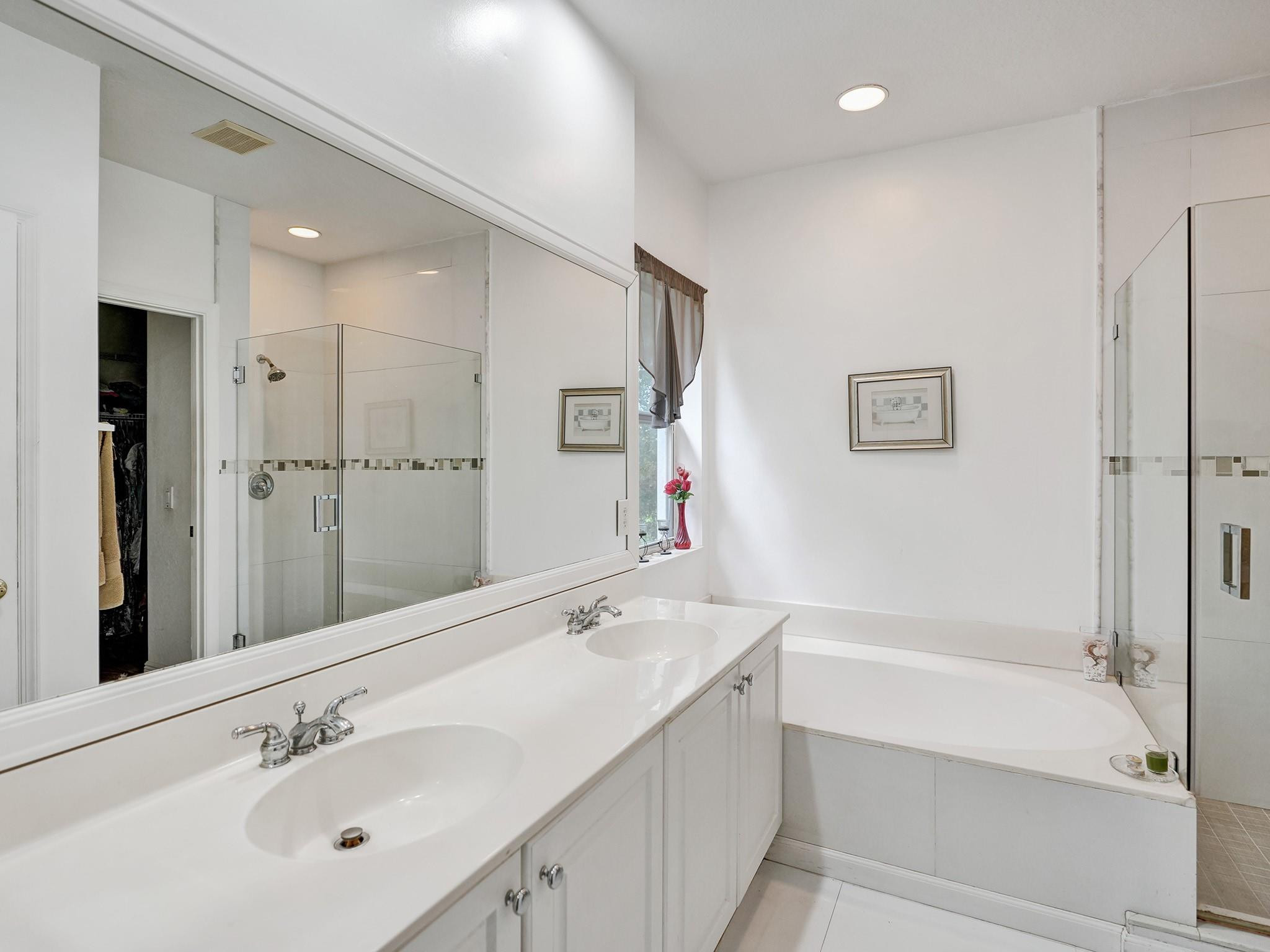 LAKEVIEW WEST 158-44 - Residential