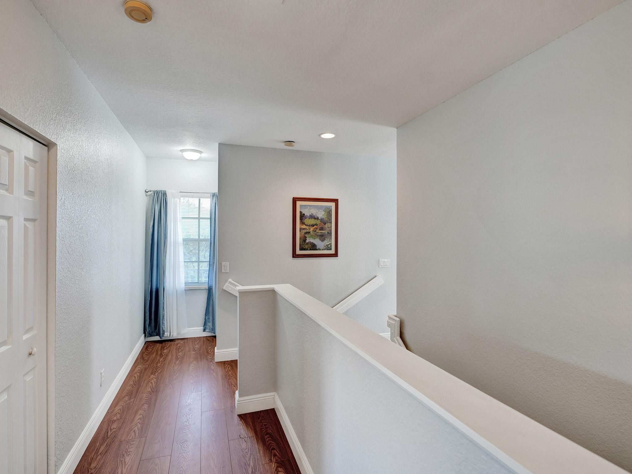 LAKEVIEW WEST 158-44 - Residential