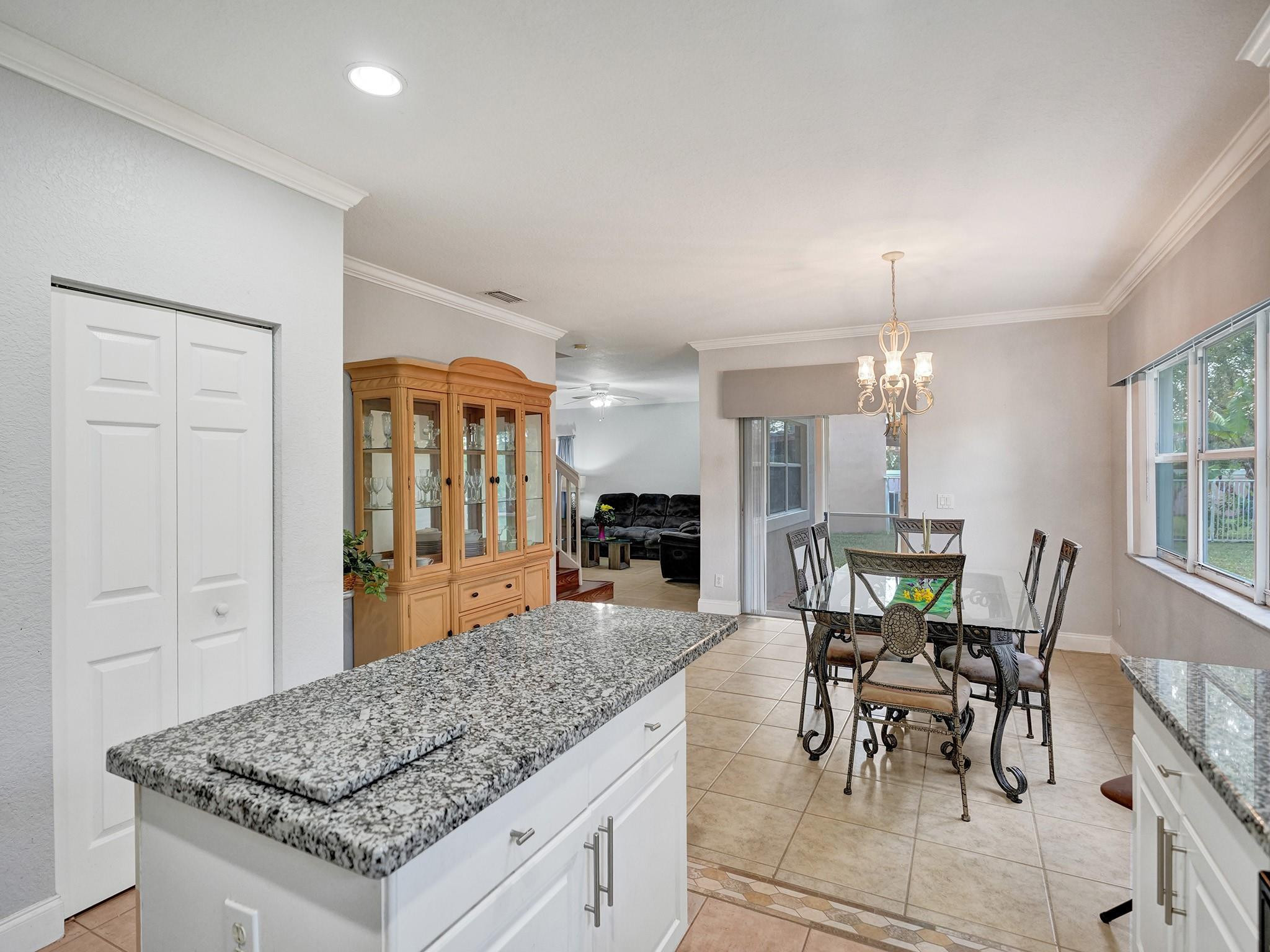 LAKEVIEW WEST 158-44 - Residential