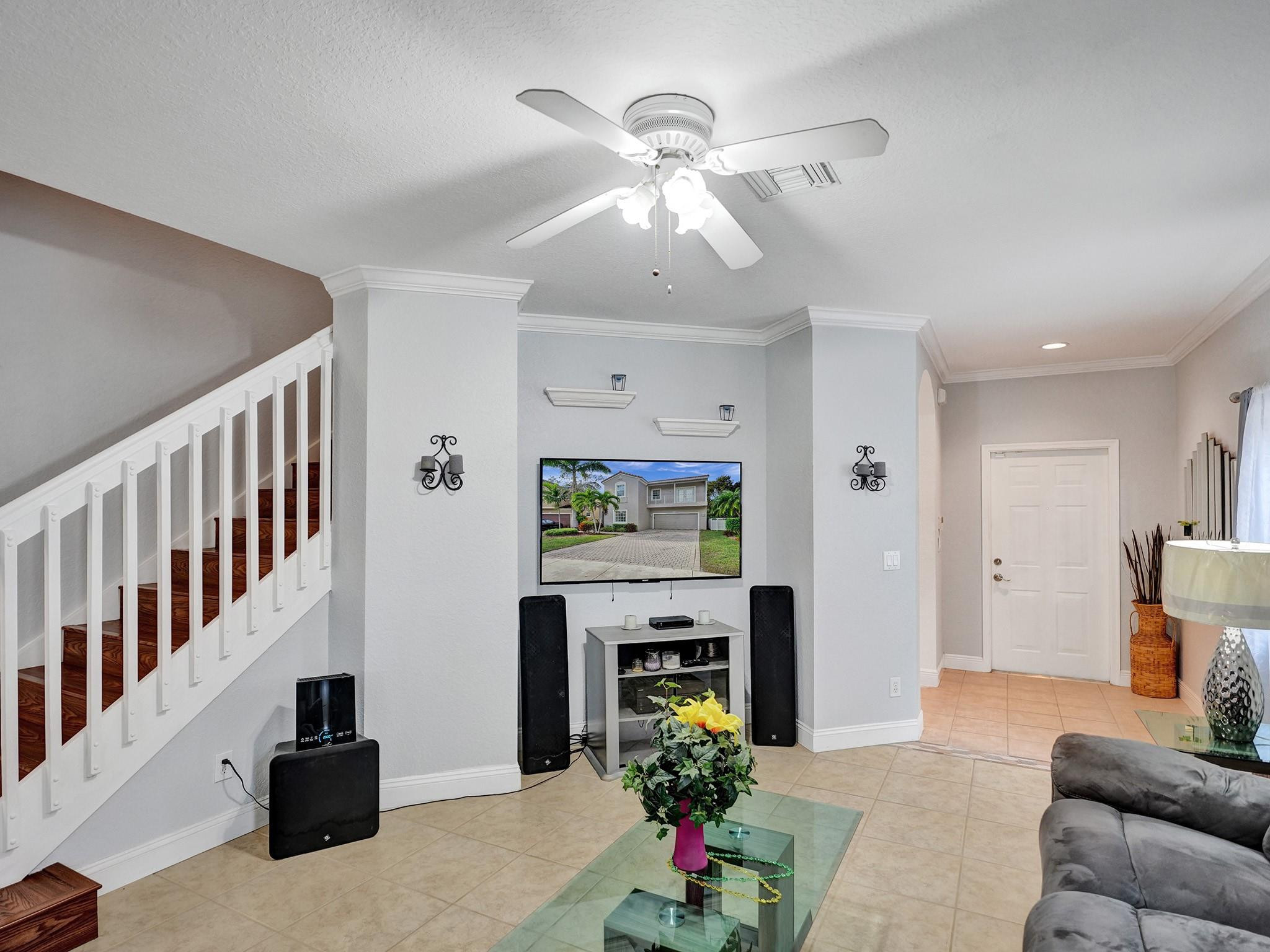 LAKEVIEW WEST 158-44 - Residential