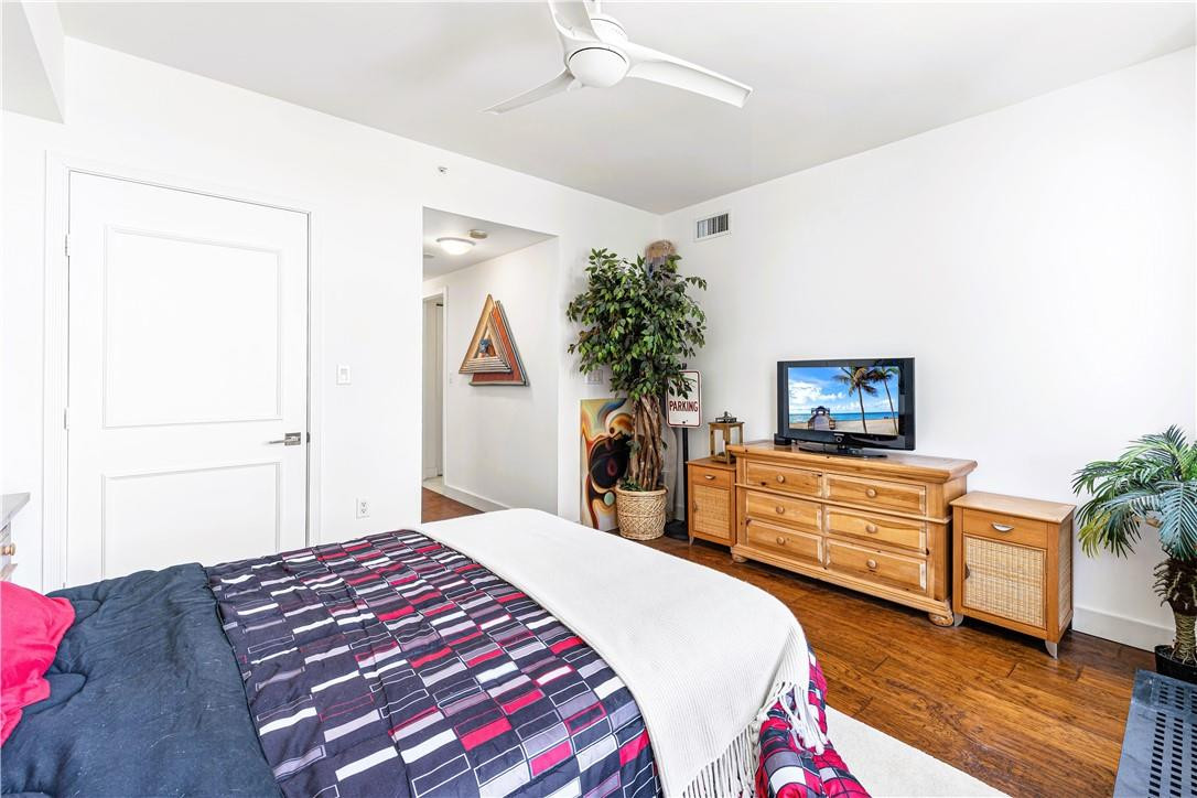 The Palms - Residential