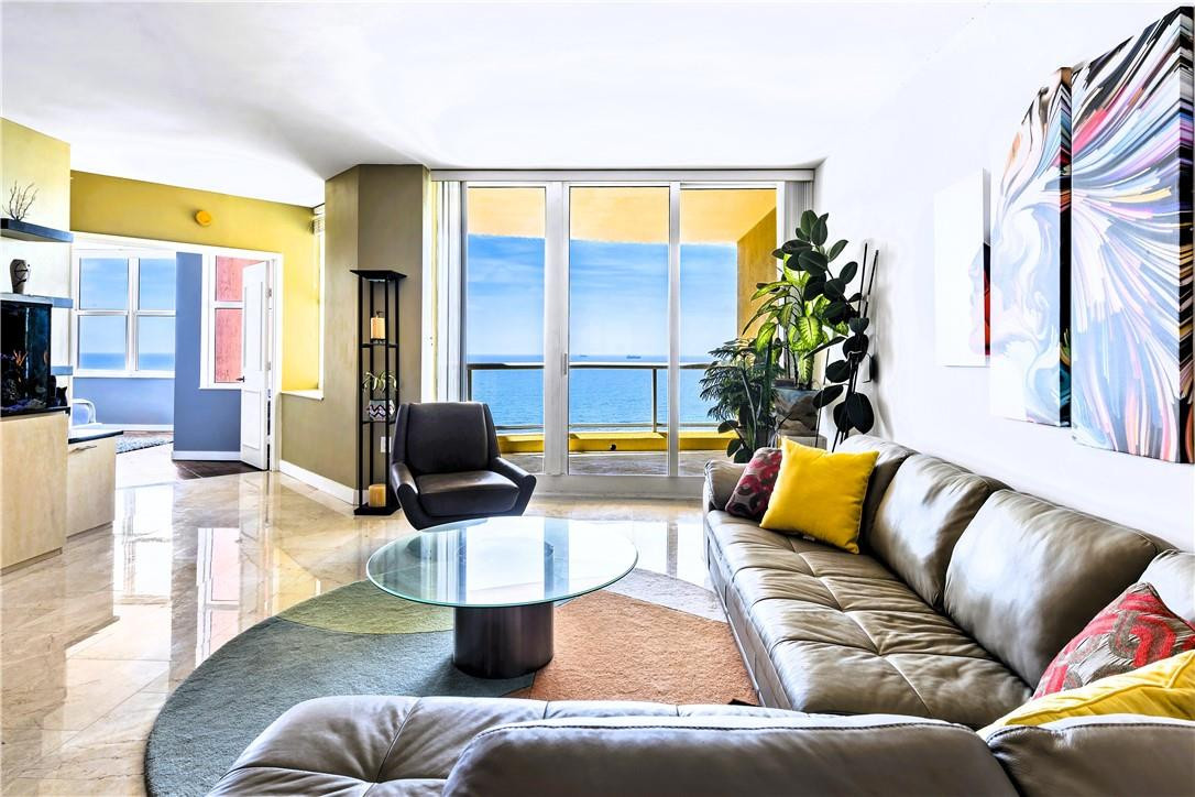 The Palms - Residential