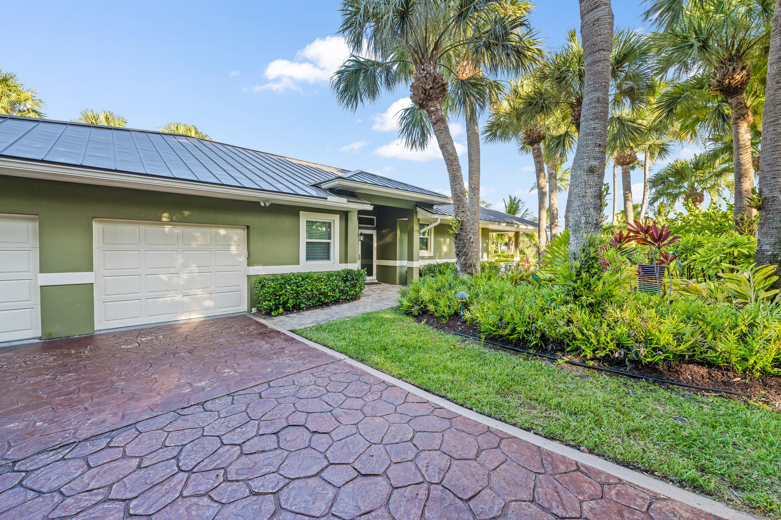 PLANTATION AT SEWALLS POINT THE - Residential