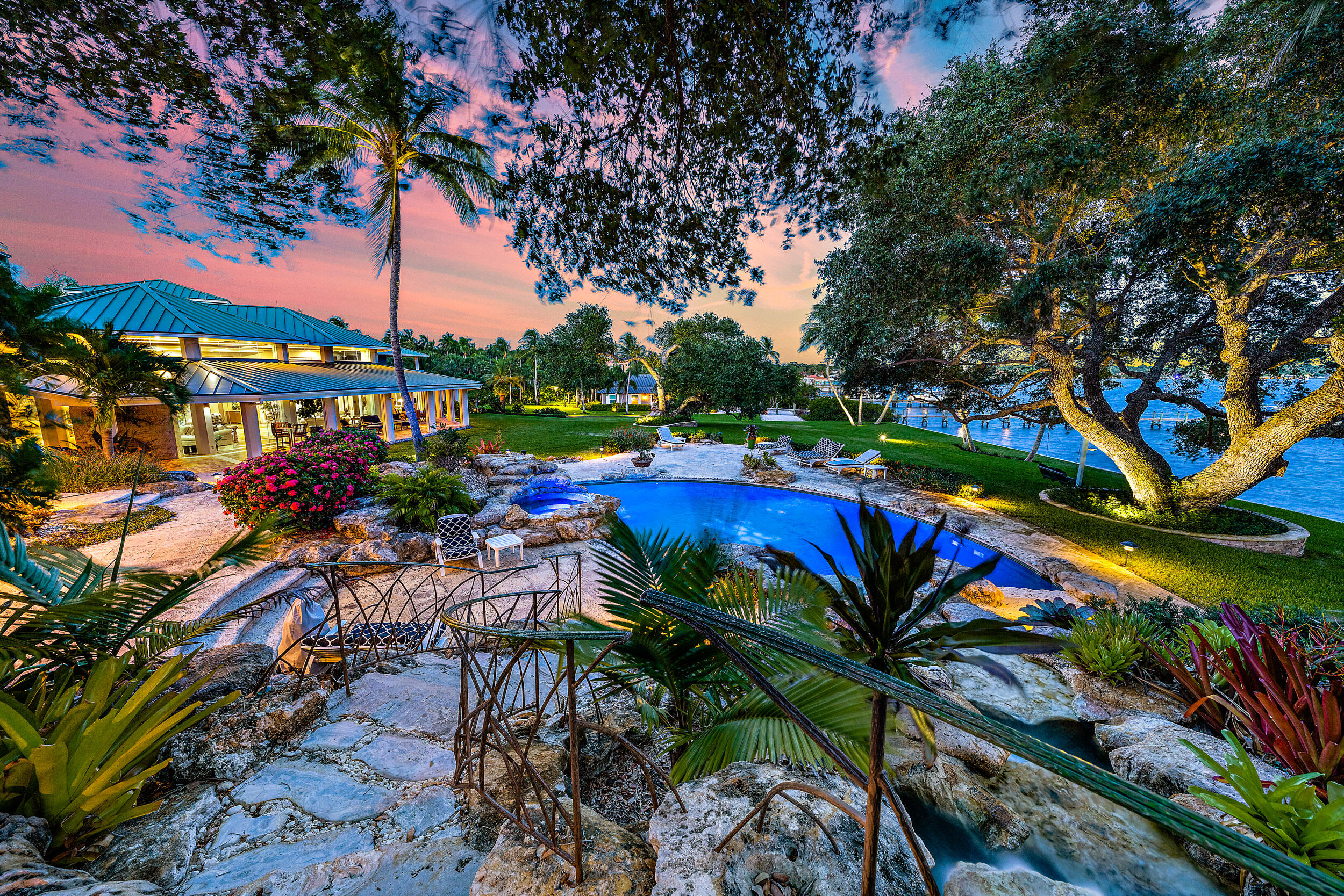 PLANTATION AT SEWALLS POINT THE - Residential