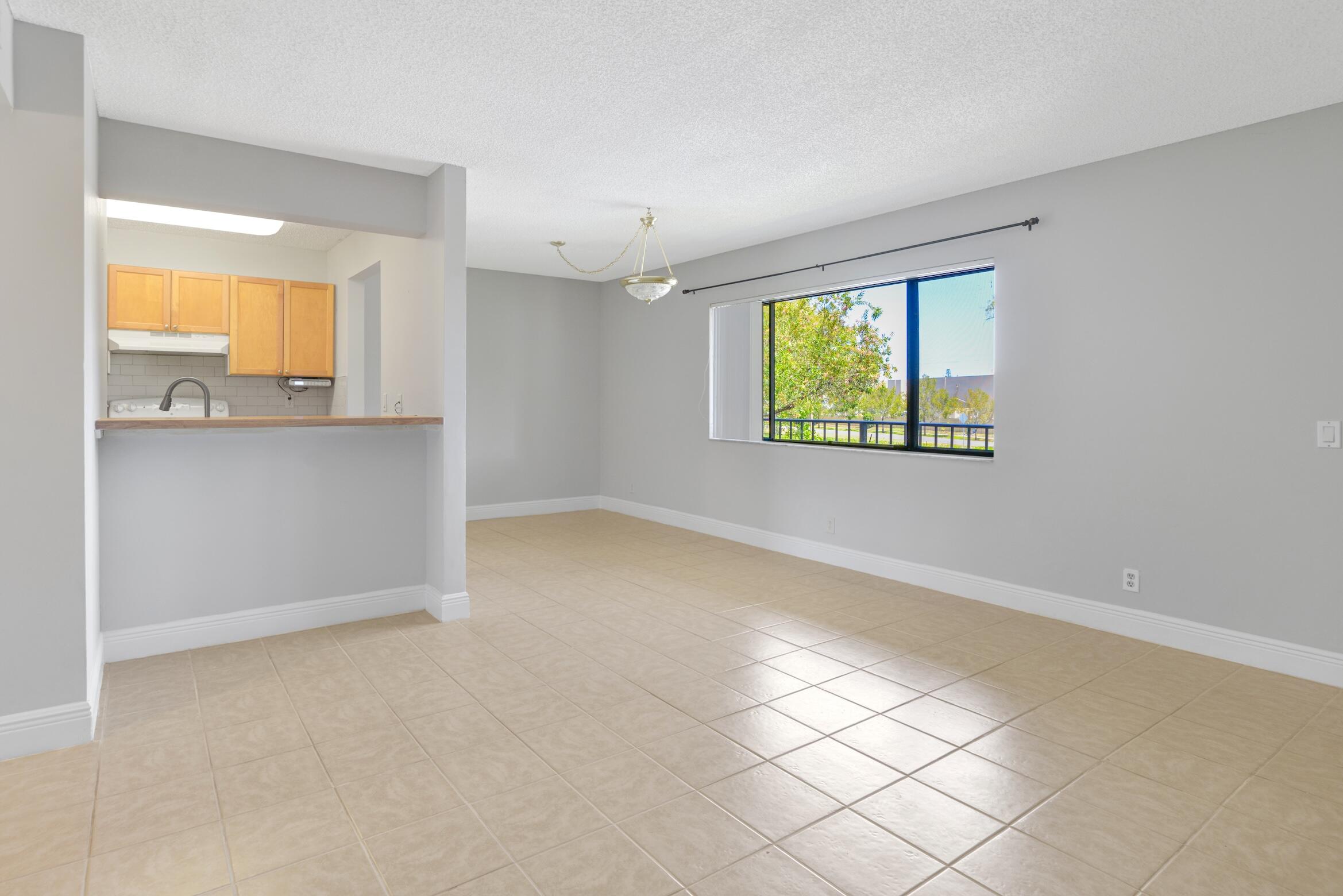 MEADOWS ON THE GREEN CONDO - Residential Lease