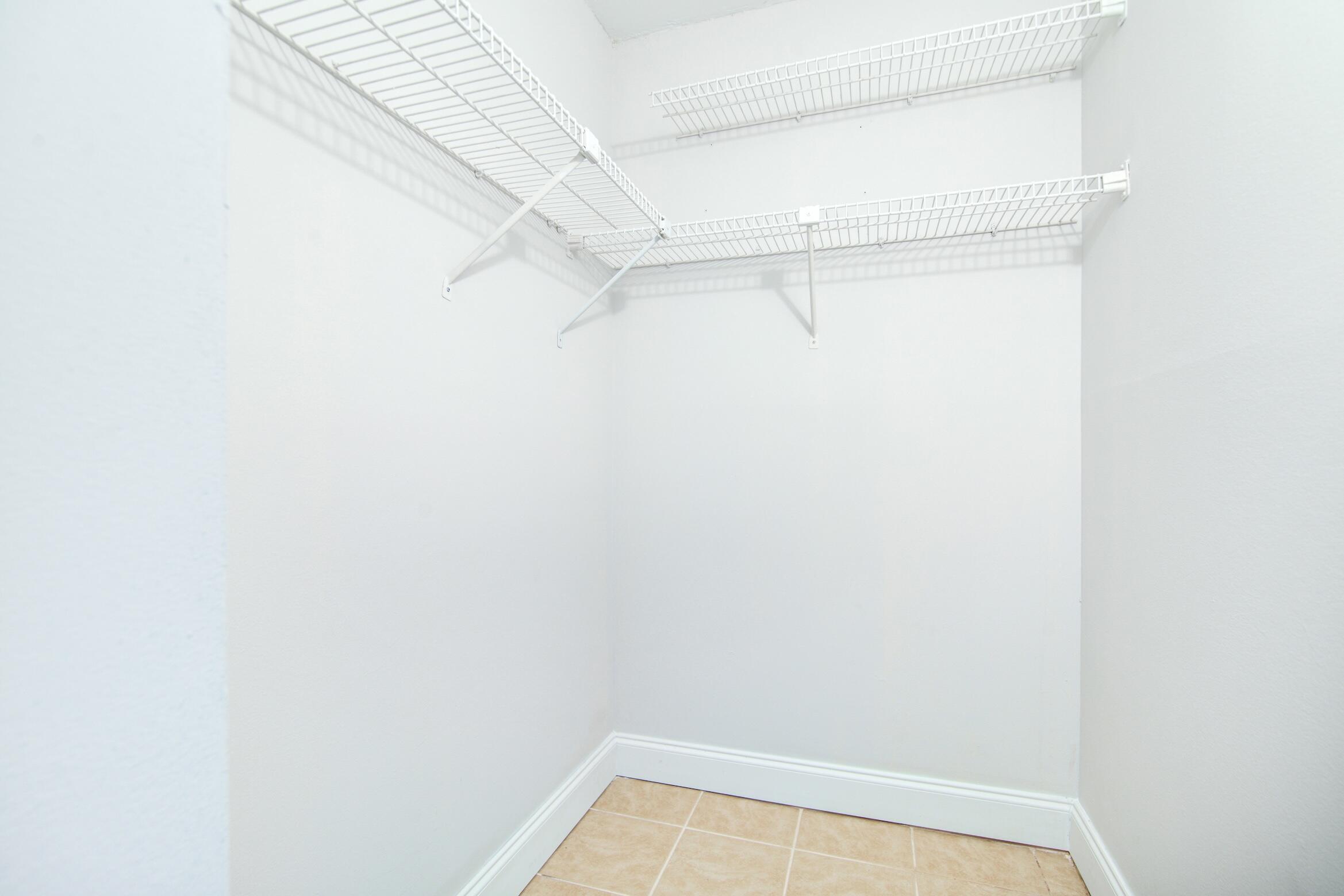 MEADOWS ON THE GREEN CONDO - Residential Lease