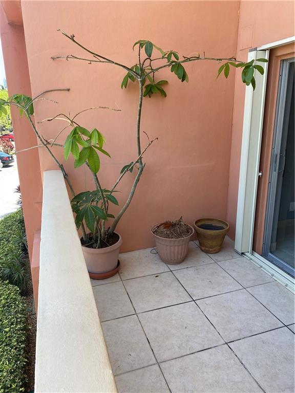 River Reach Condominiums - Residential