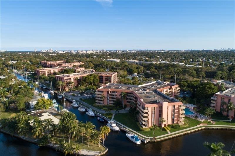 River Reach Condominiums - Residential