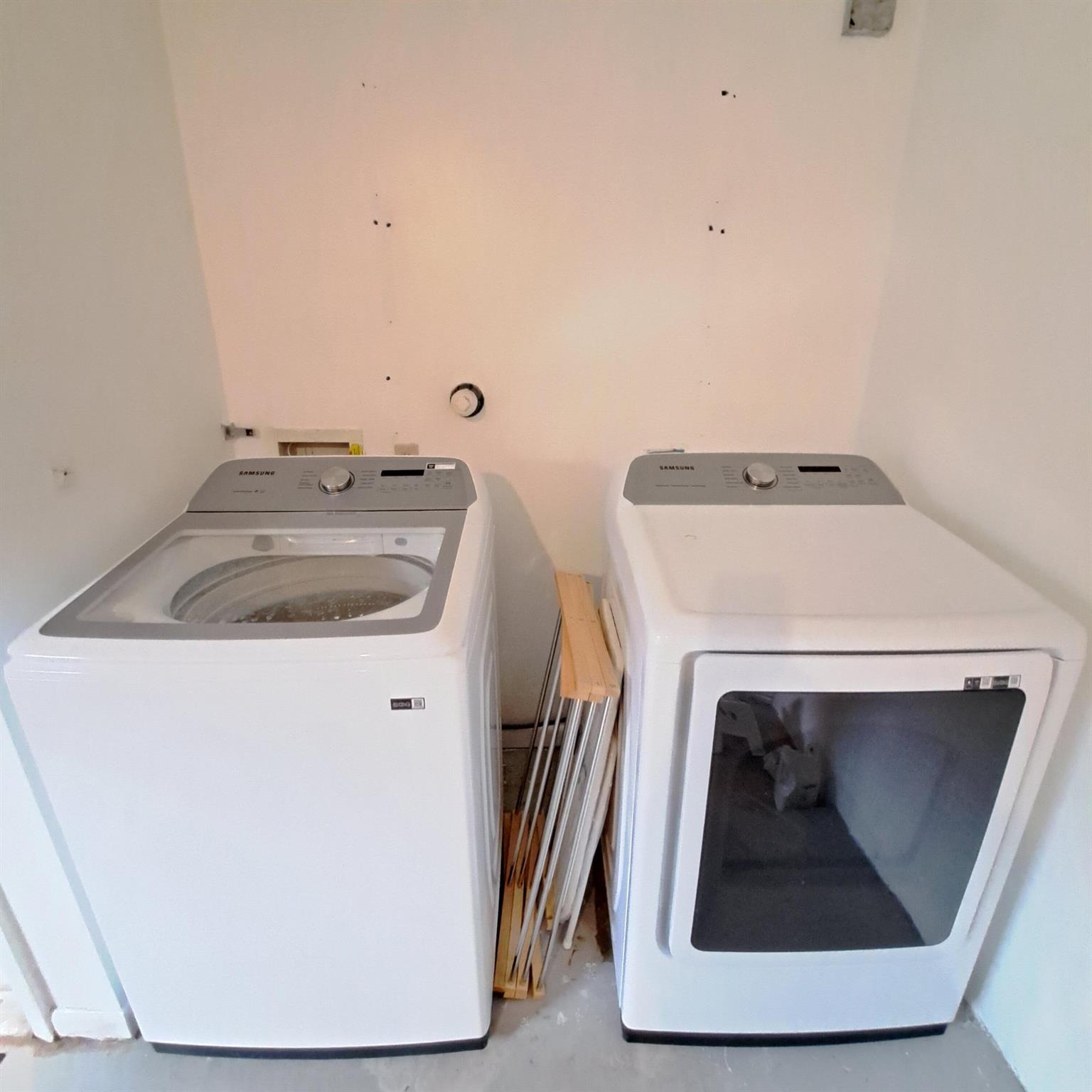 VILLAS OF OCEAN DUNES 4 - Residential Lease