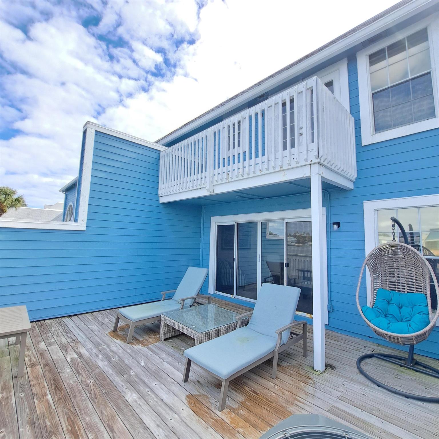 VILLAS OF OCEAN DUNES 4 - Residential Lease