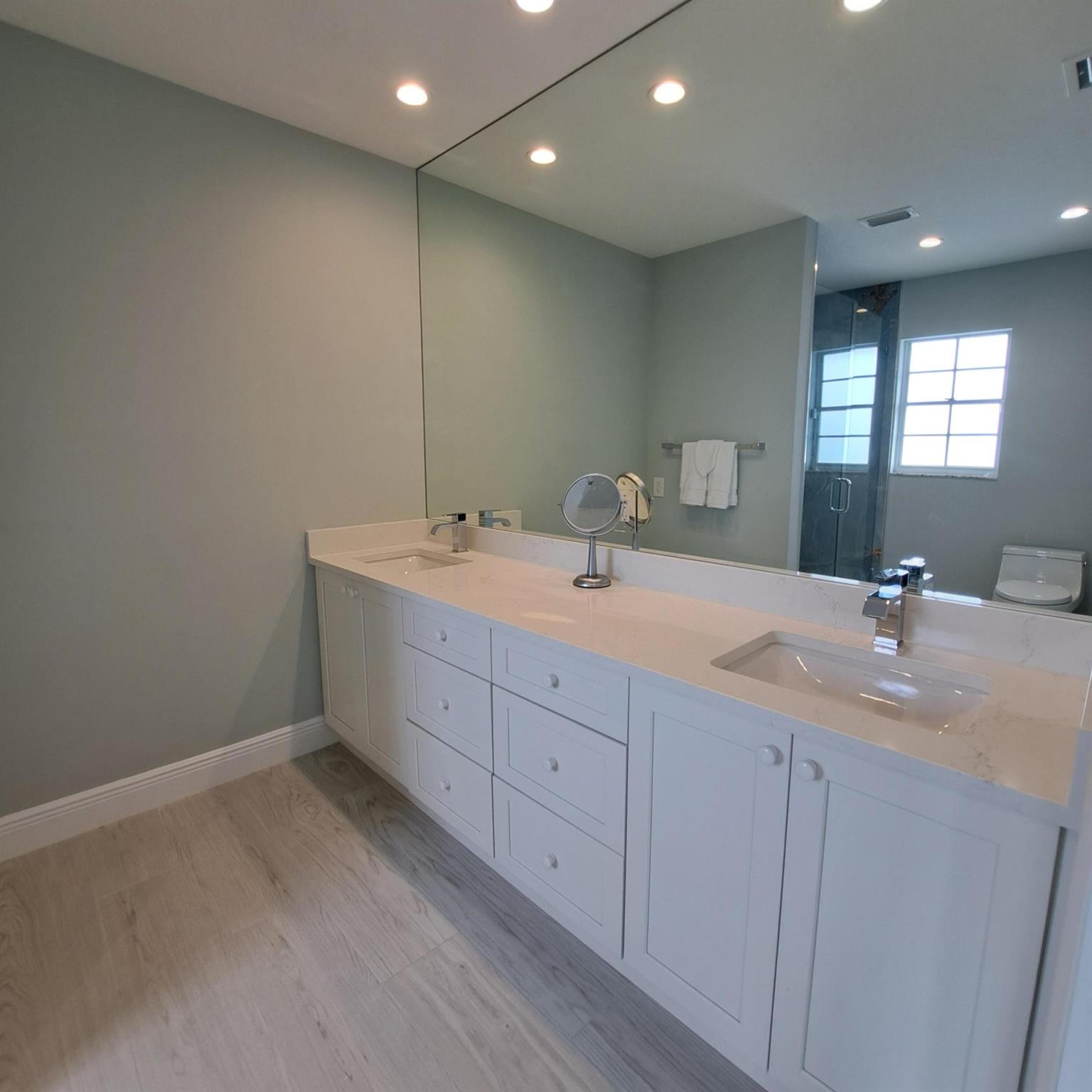 VILLAS OF OCEAN DUNES 4 - Residential Lease