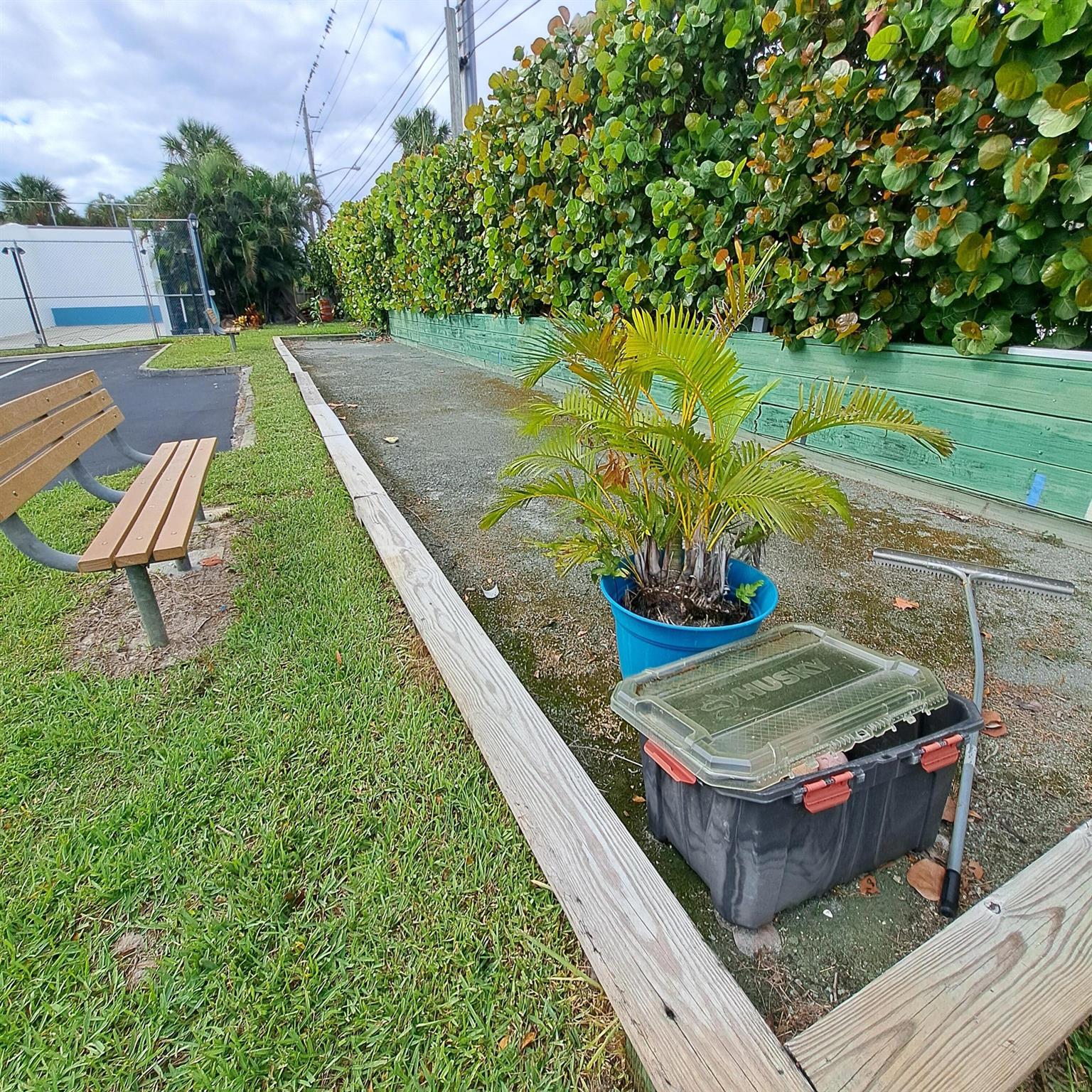 VILLAS OF OCEAN DUNES 4 - Residential Lease