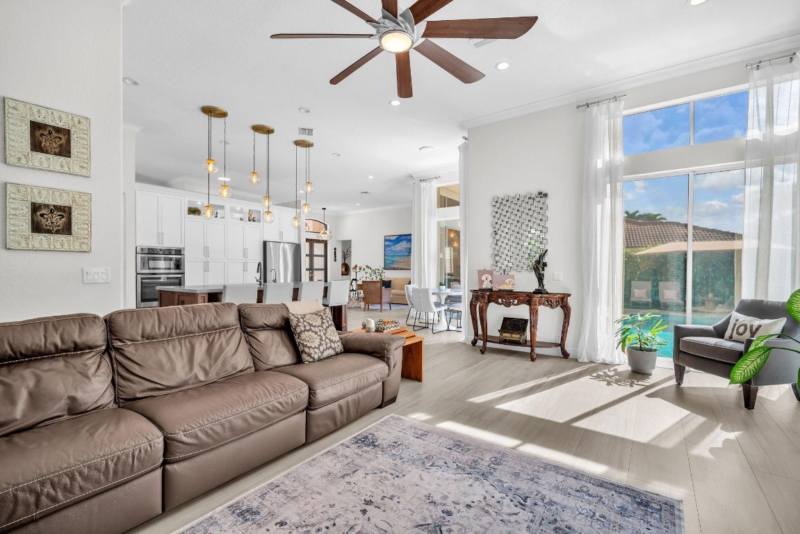 Weston Hills Country Club - Residential