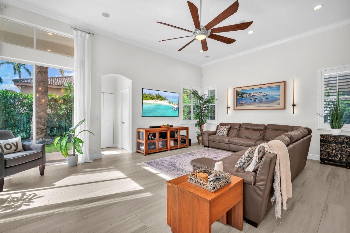 Weston Hills Country Club - Residential