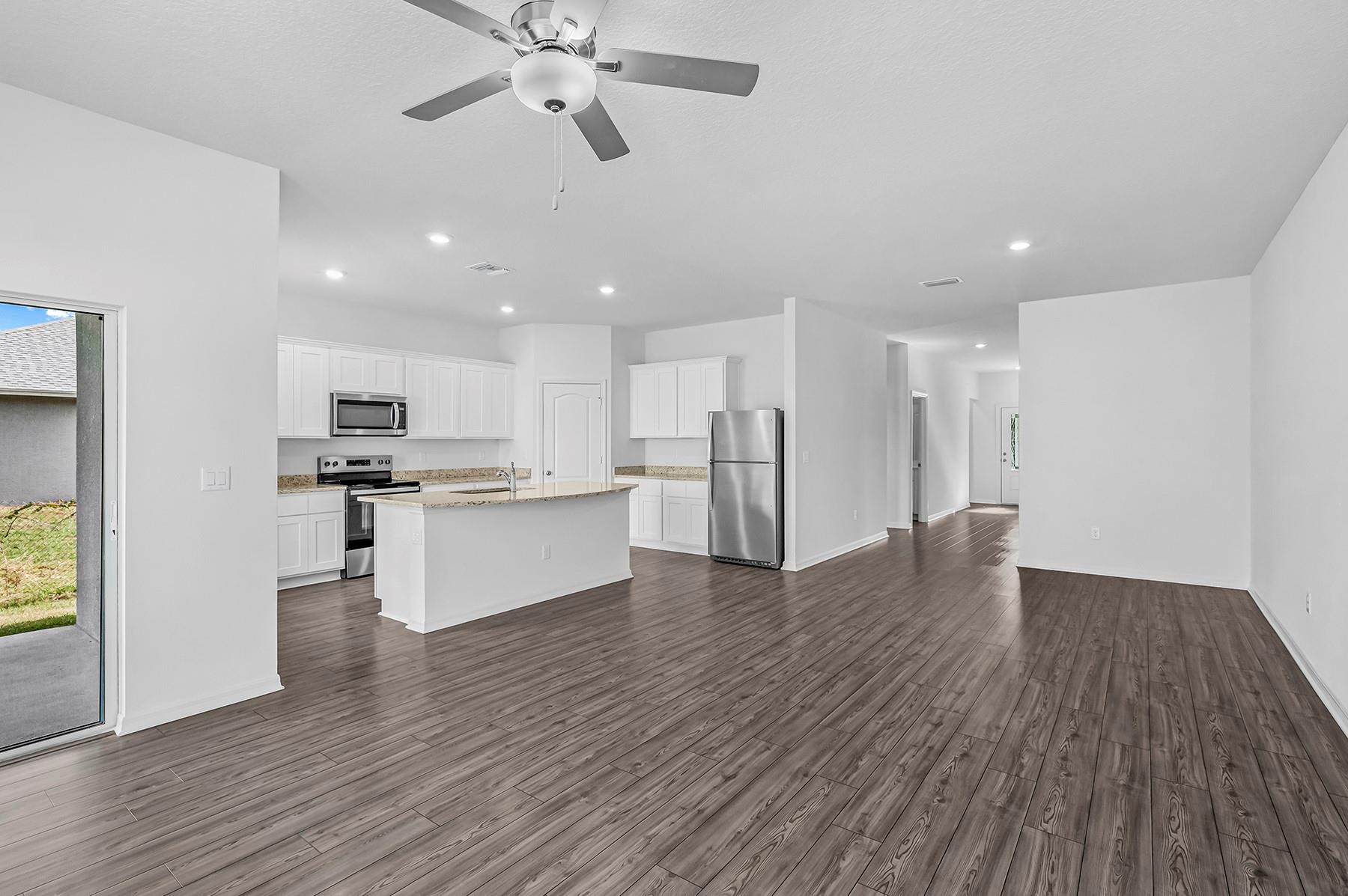 7945 105th Ct