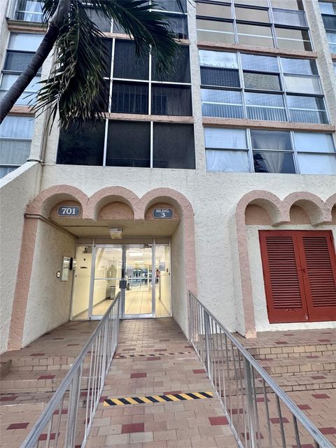701 Three Islands Boulevard 215 Hallandale Beach FL 33009