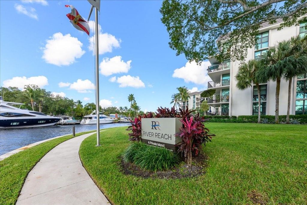Photo of 900 River Reach Dr #425, Fort Lauderdale, FL 33315 (MLS # F10533758)