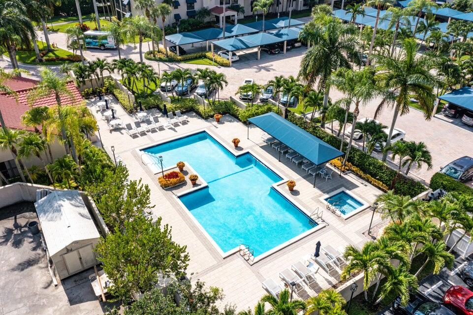 REGENCY AT BOCA POINTE CONDO - Residential