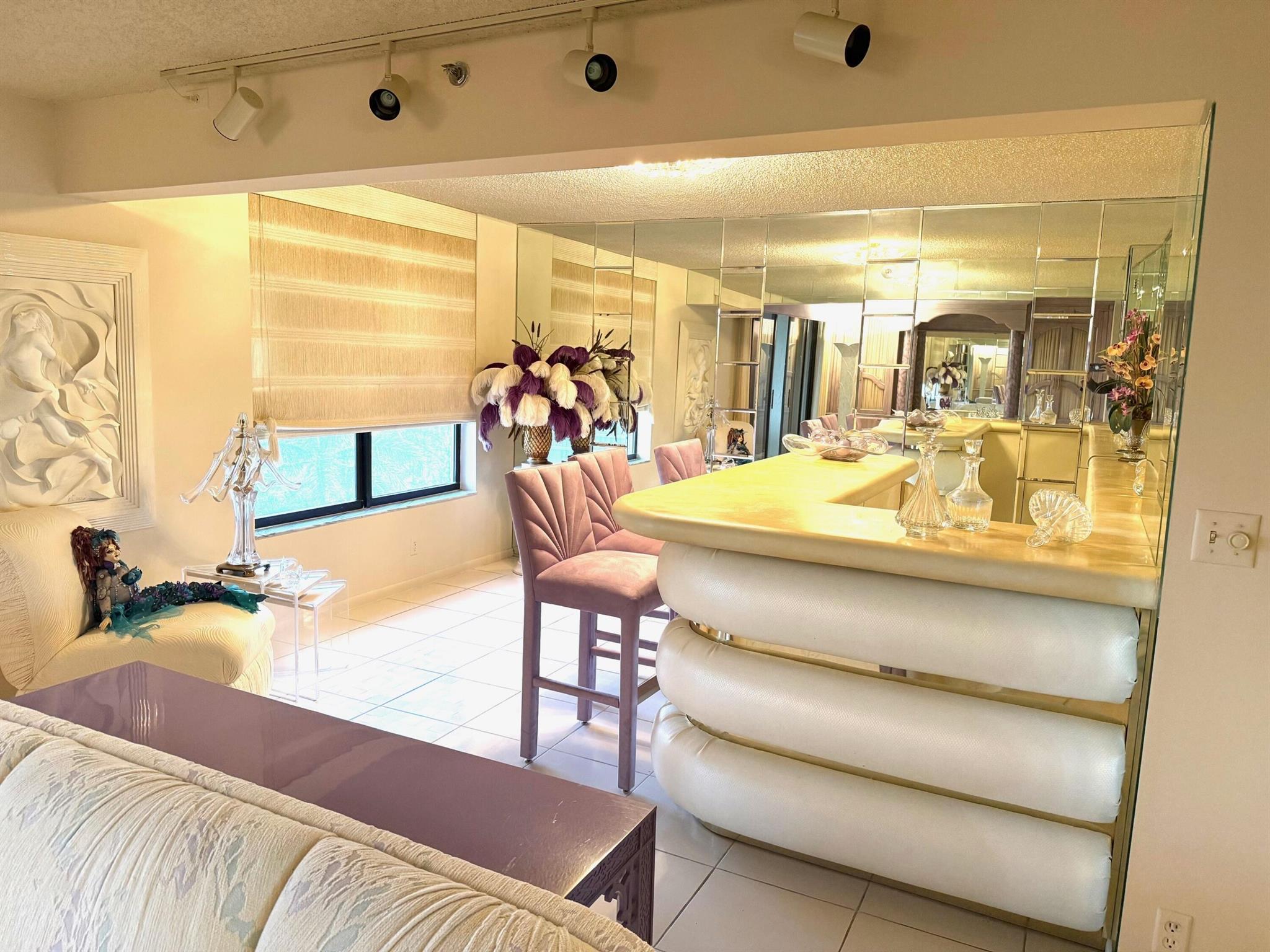 REGENCY AT BOCA POINTE CO - Residential