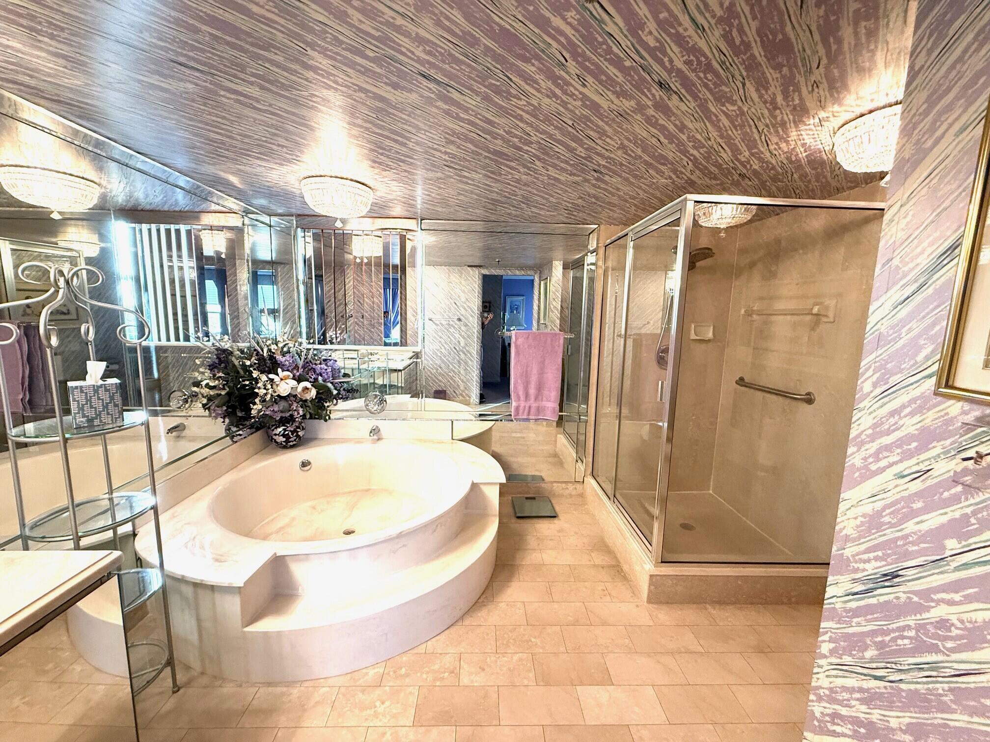 REGENCY AT BOCA POINTE CO - Residential