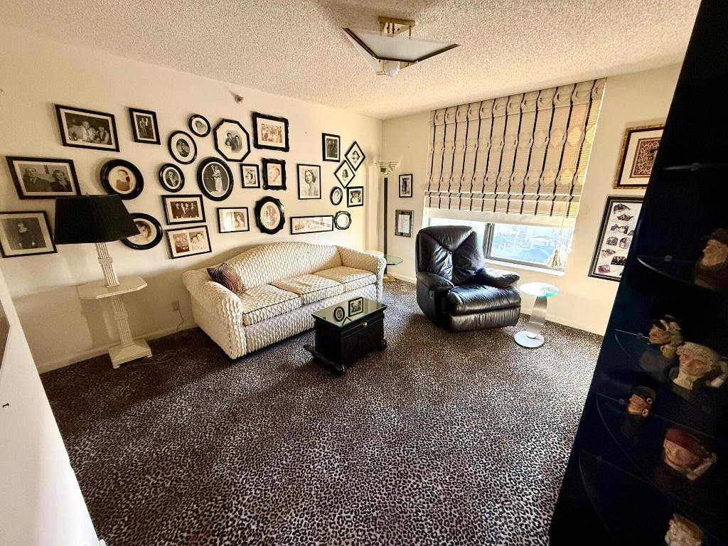 REGENCY AT BOCA POINTE CONDO - Residential