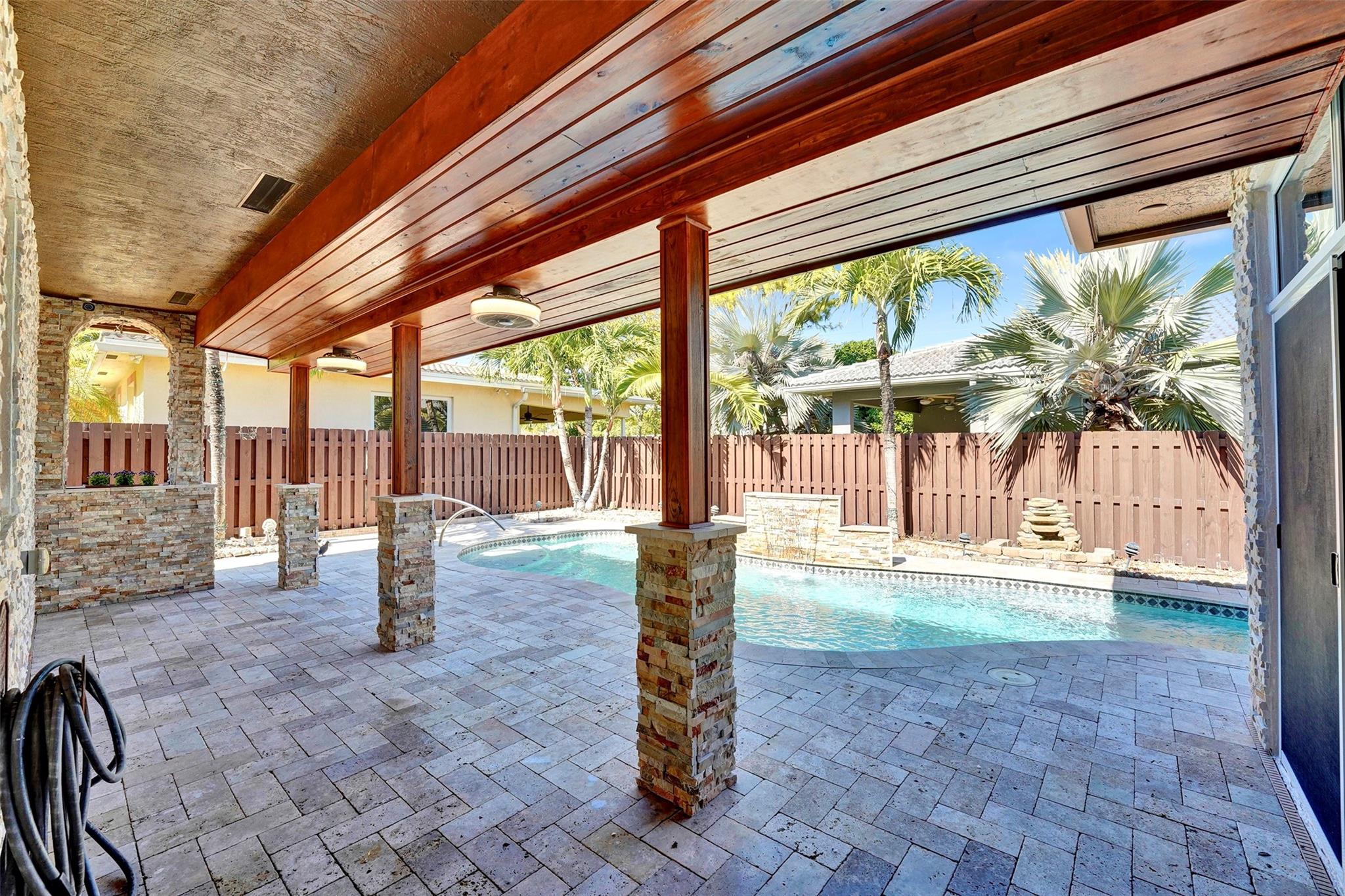 3-51-42 - Residential