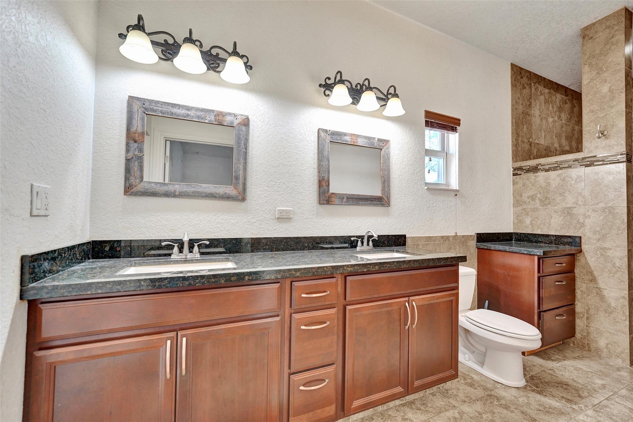 3-51-42 - Residential