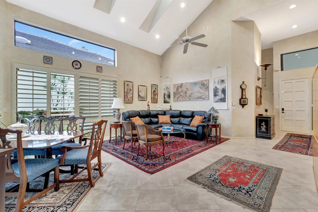 Photo of 20019 Waters Edge Drive, Boca Raton, FL 33434 (MLS # R11079760)