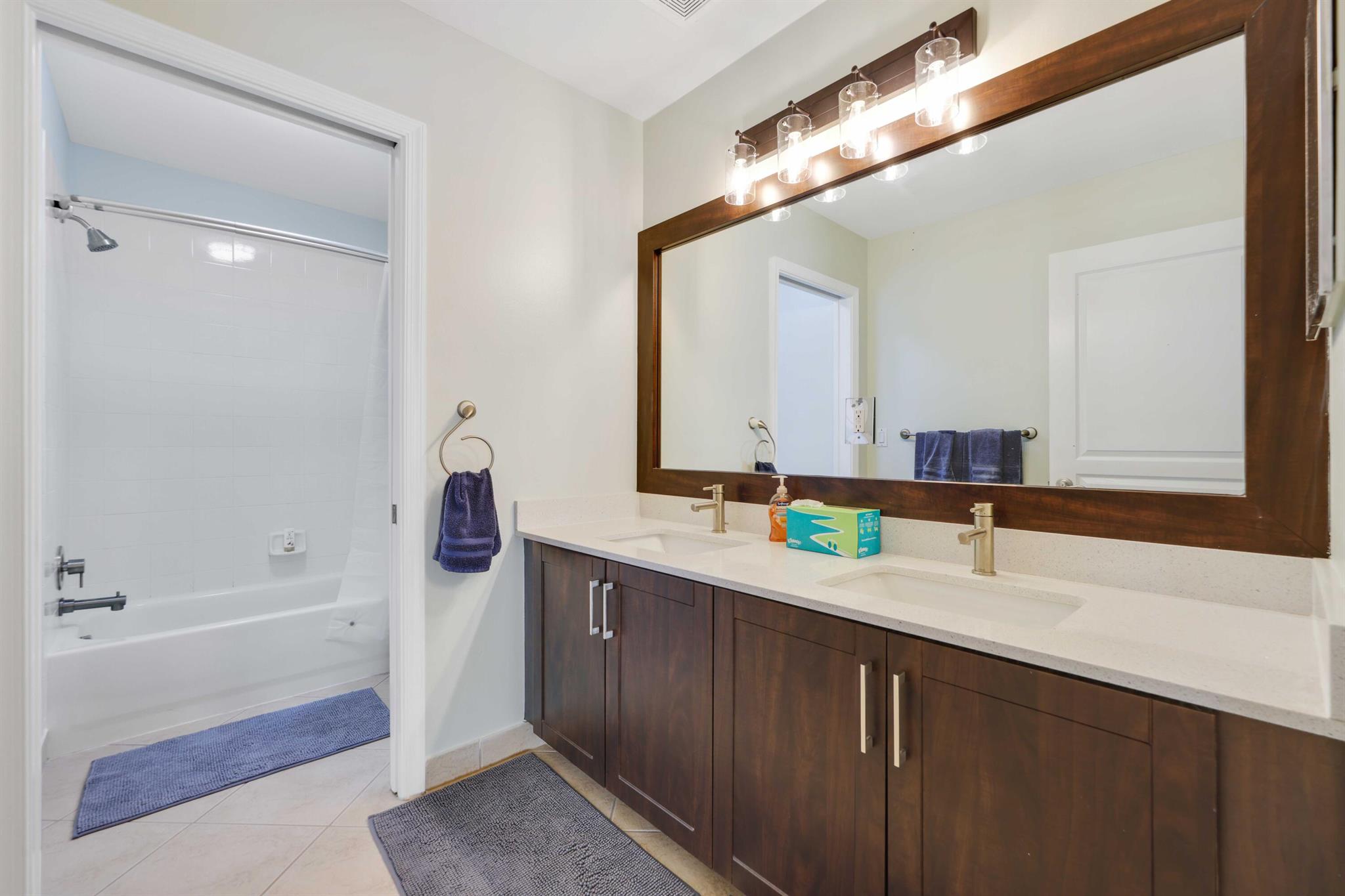 NAUTICA ISLES WEST - Residential