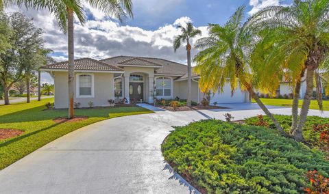 A home in Palm City