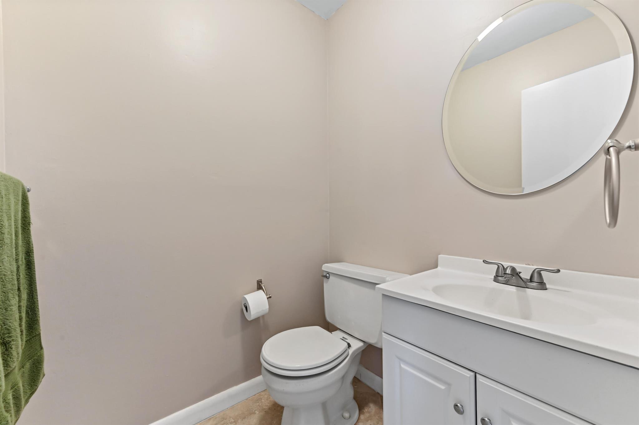 KINGS POINT - Residential