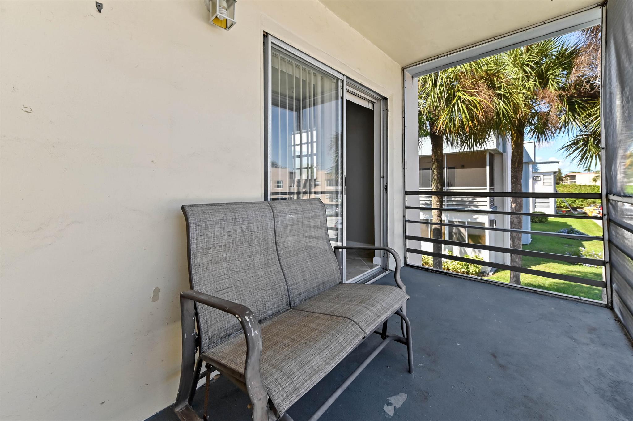 KINGS POINT - Residential