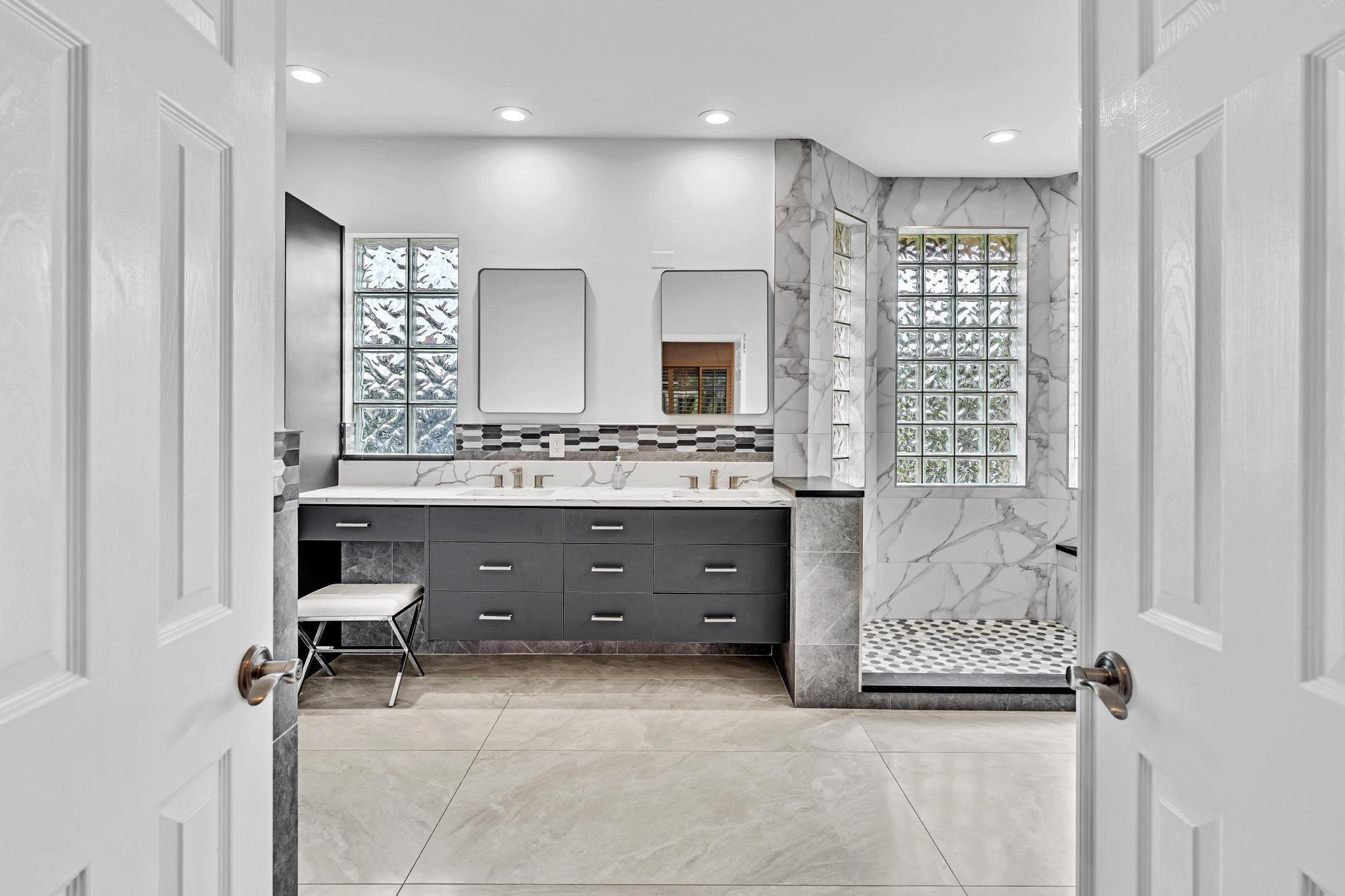 ABERDEEN 10 - Residential Lease