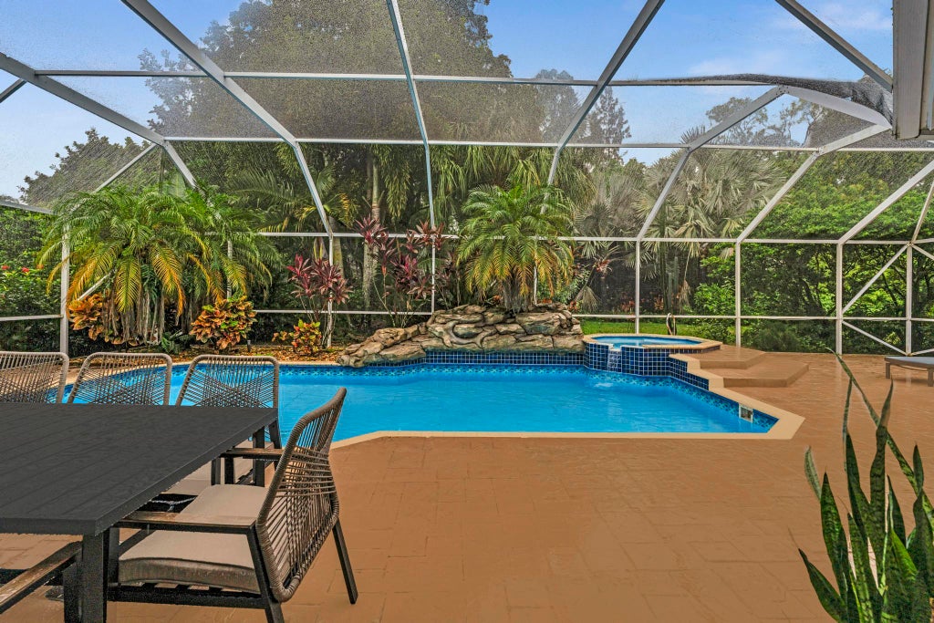 Photo of 7816 Bridlington Drive, Boynton Beach, FL 33472 (MLS # B26029311)