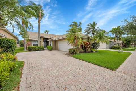 5230 Grande Palm Cir Delray Beach FL 33484