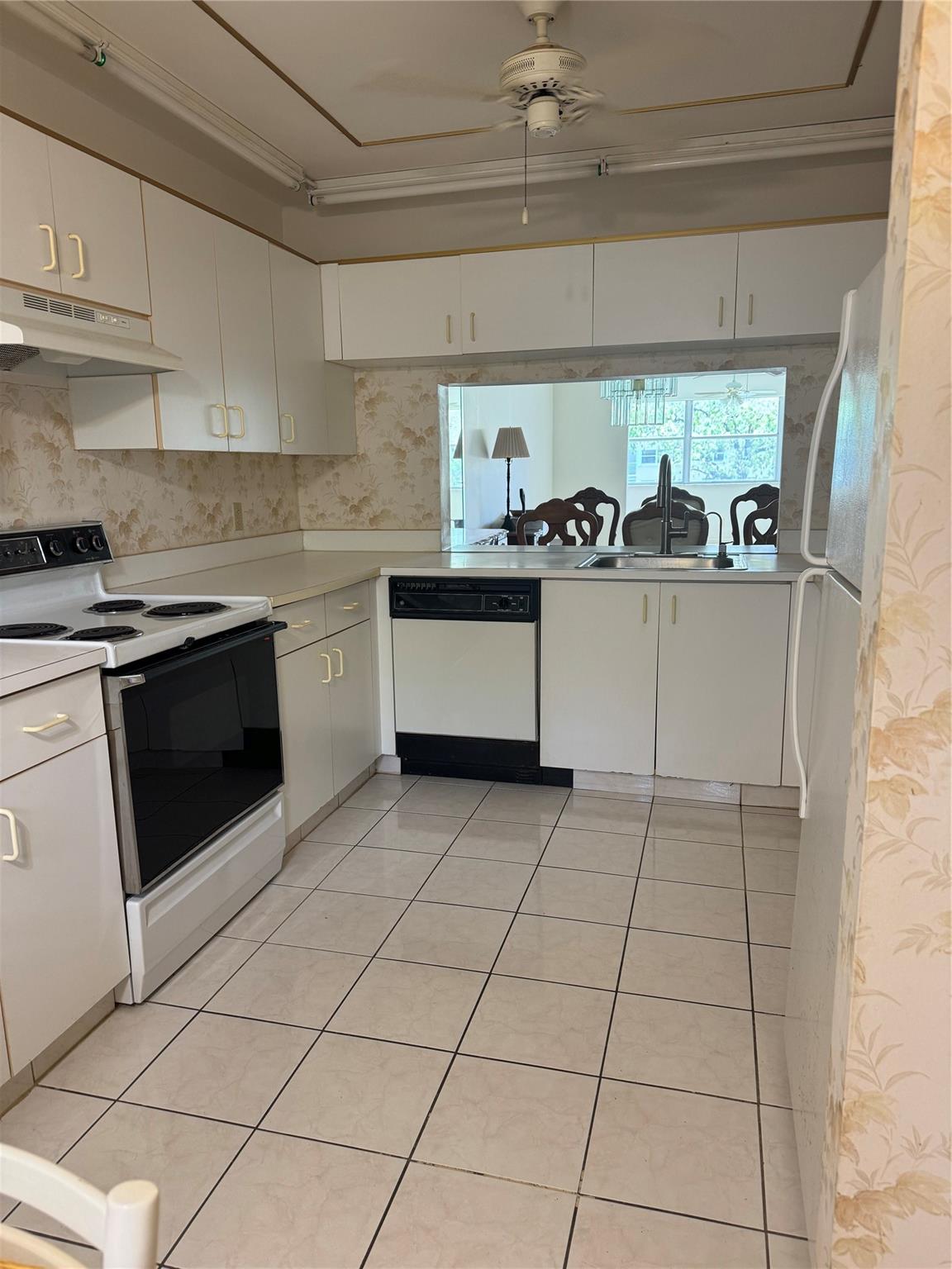 2551 NW 103rd Ave 202