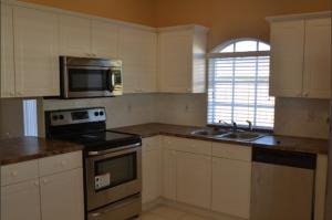 NORTH PALM BEACH HEIGHTS - Residential Lease